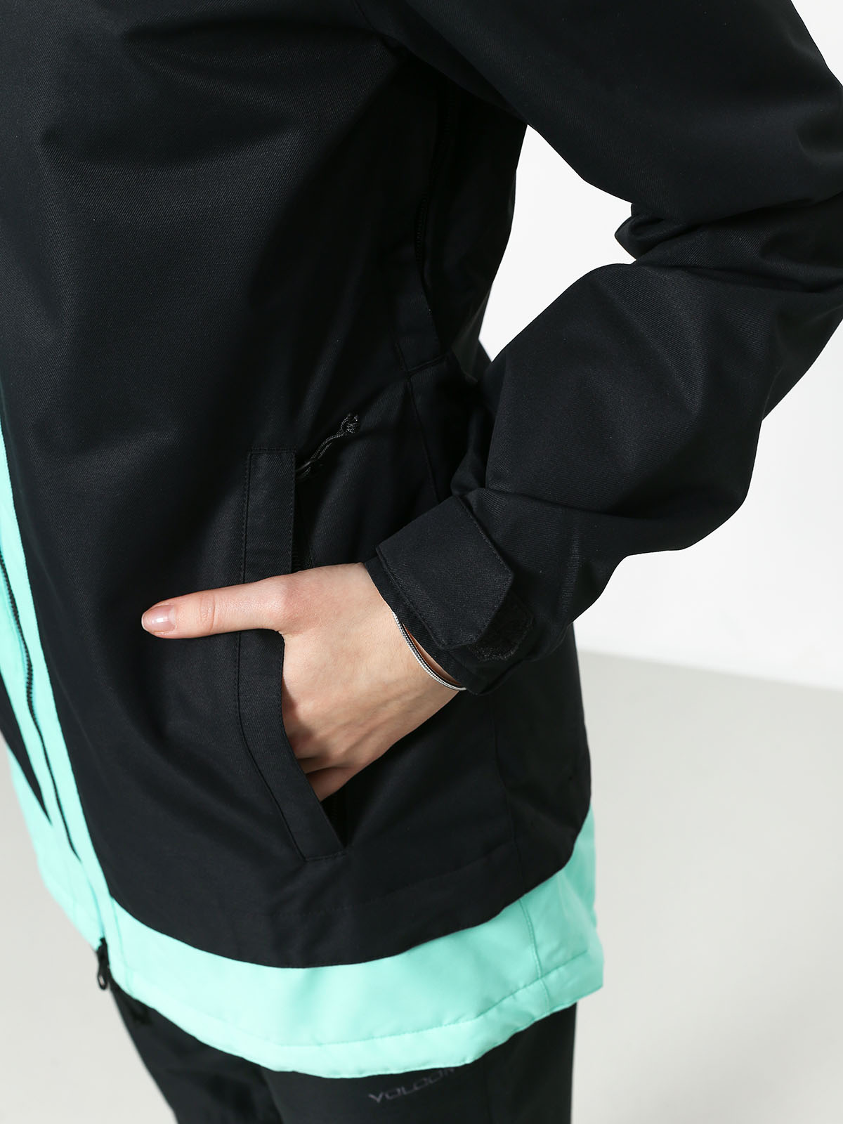 Női Volcom Westland Ins Snowboard dzseki (blk)