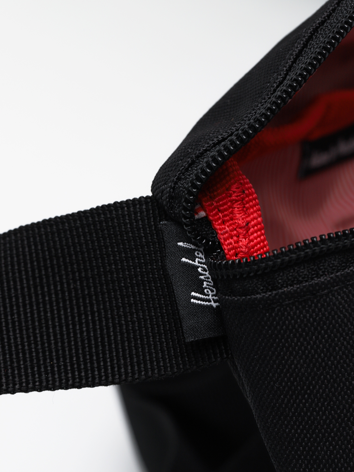 Herschel Supply Co. Fourteen Övtáska (black)