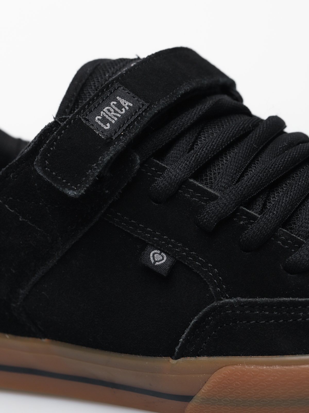Cipők Circa 205 Vulc (black/gum)