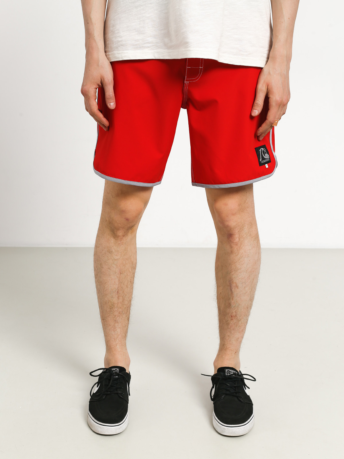 Quiksilver Highline Scallop 18 Boardshort (high rishigh rik red)