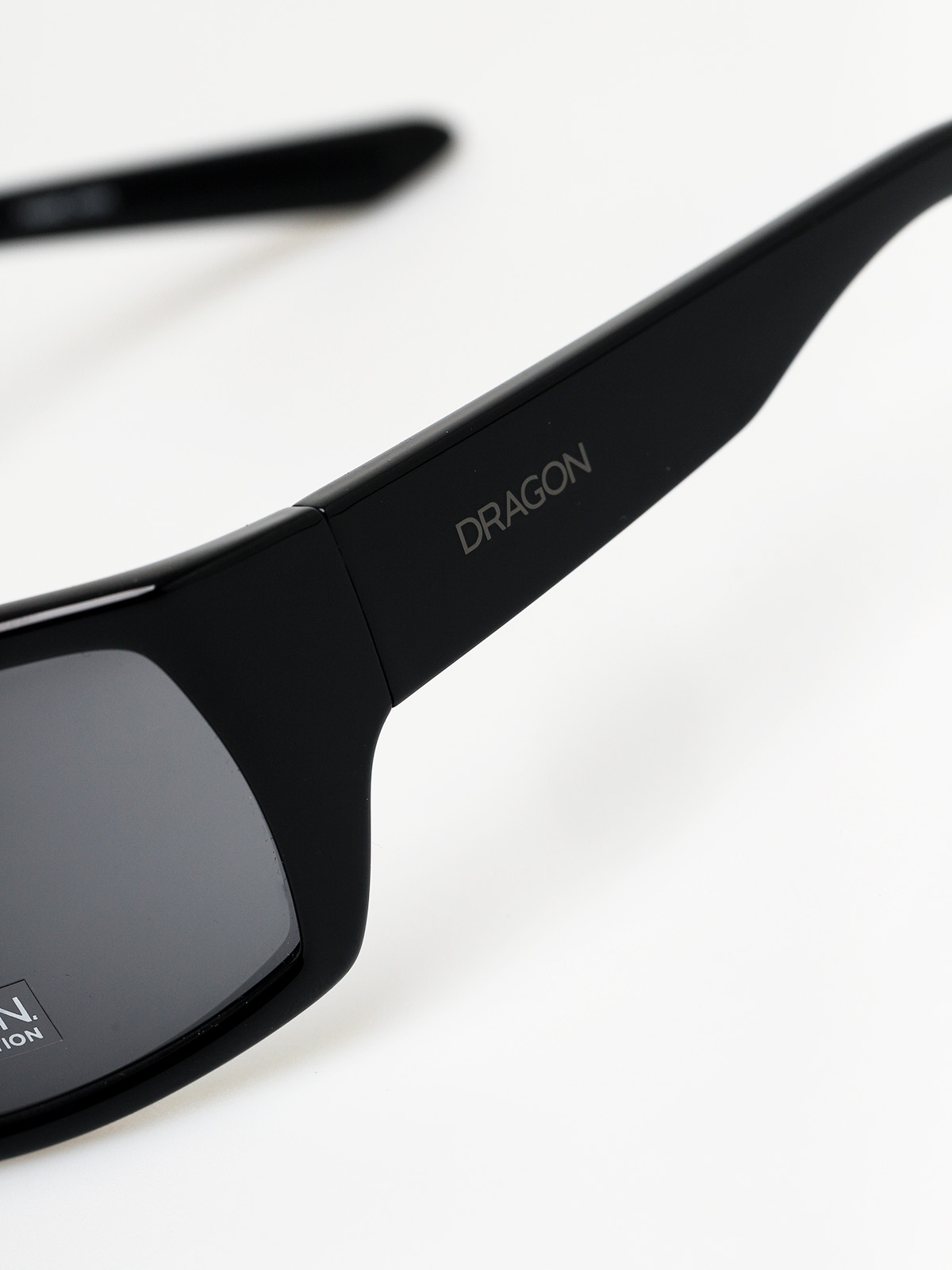 Napszemüvegek Dragon Ventura (shiny black/smoke)