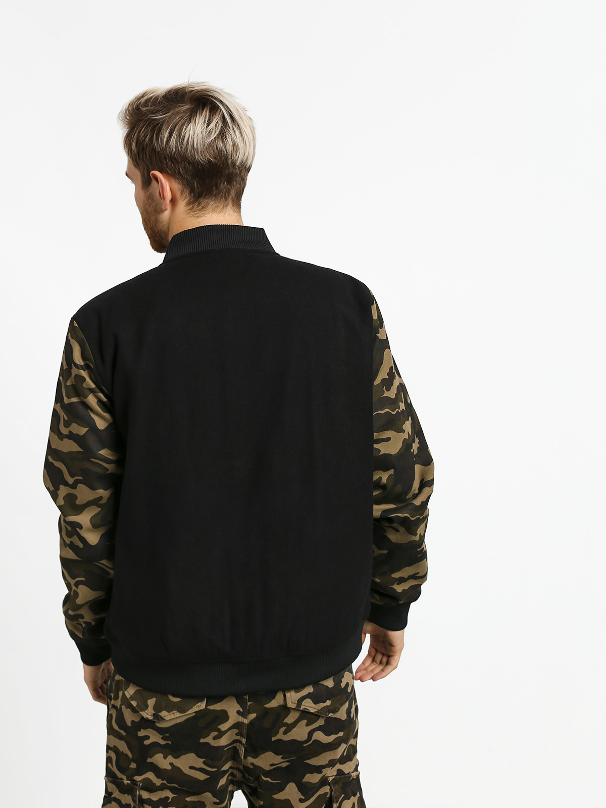 eS Kapra Dzseki (black/camo)