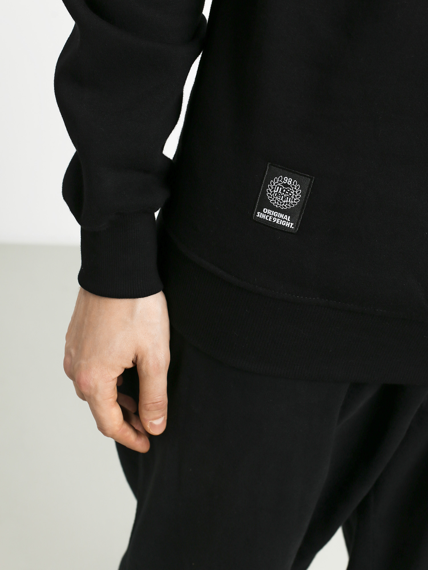 MassDnm Base Pulóver (black)