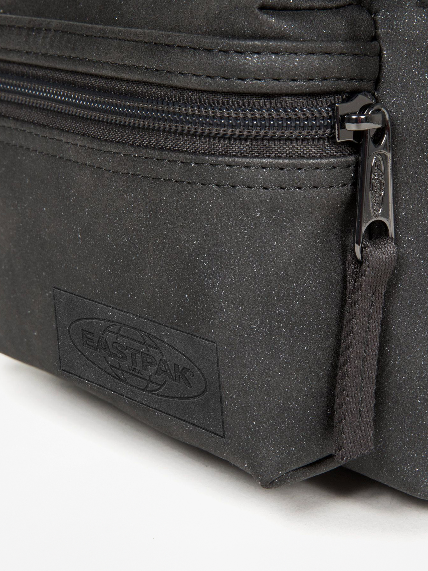 Eastpak Cross Orbit W Wmn Hátizsák (super fashion dark)