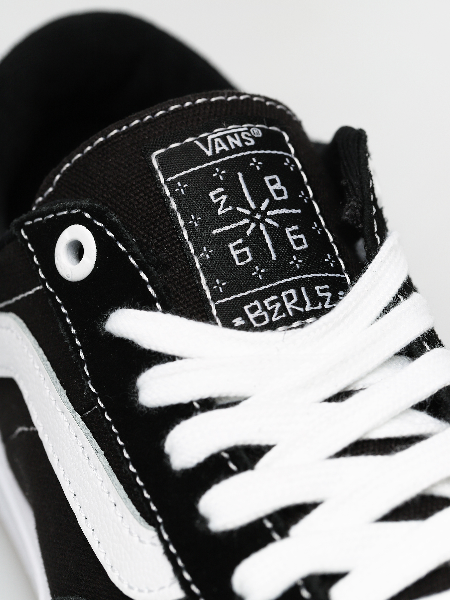 Vans Berle Pro Cipők (black/true white)