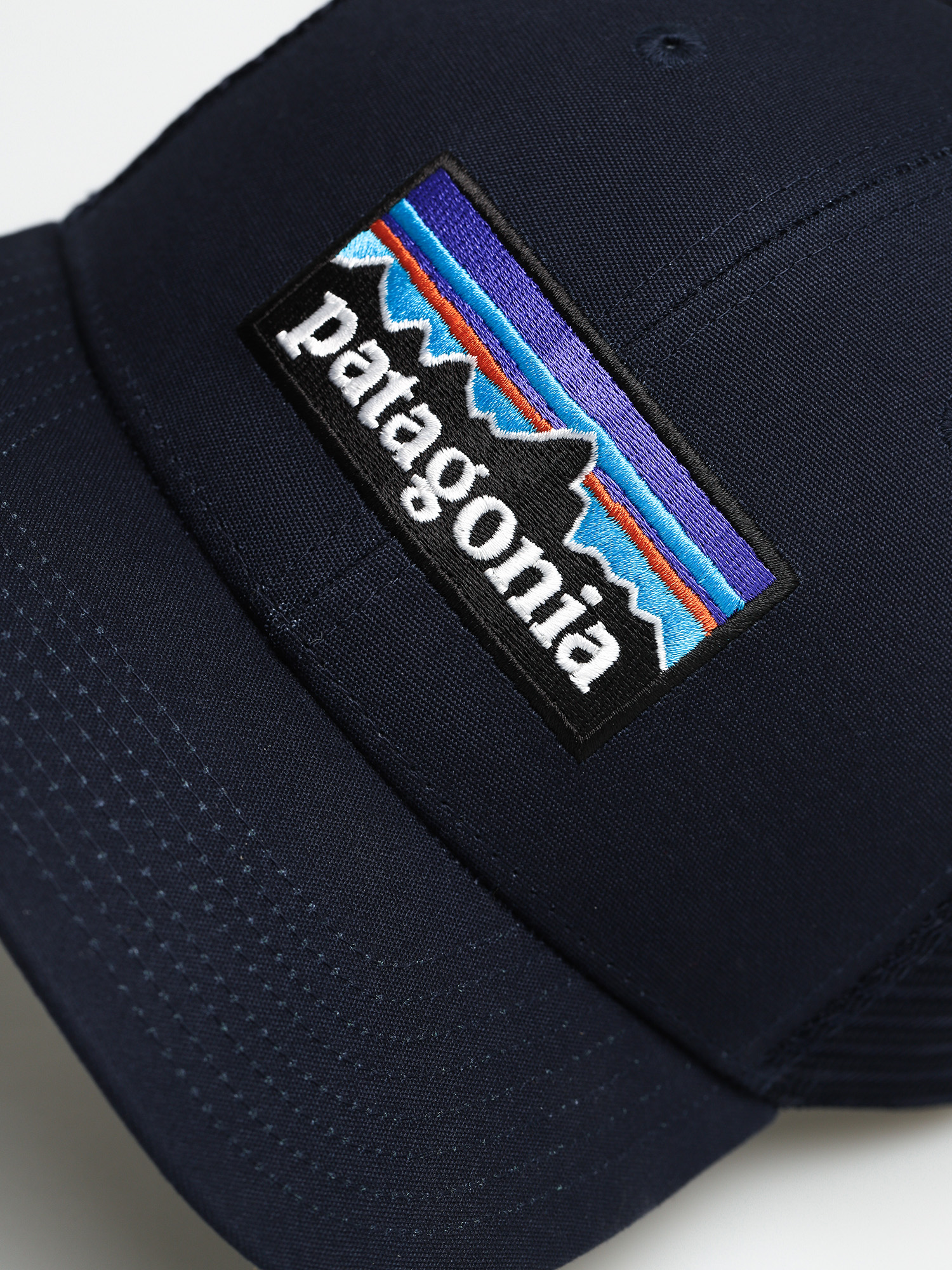 Baseball sapka Patagonia P6 Logo Trucker ZD (navy blue)