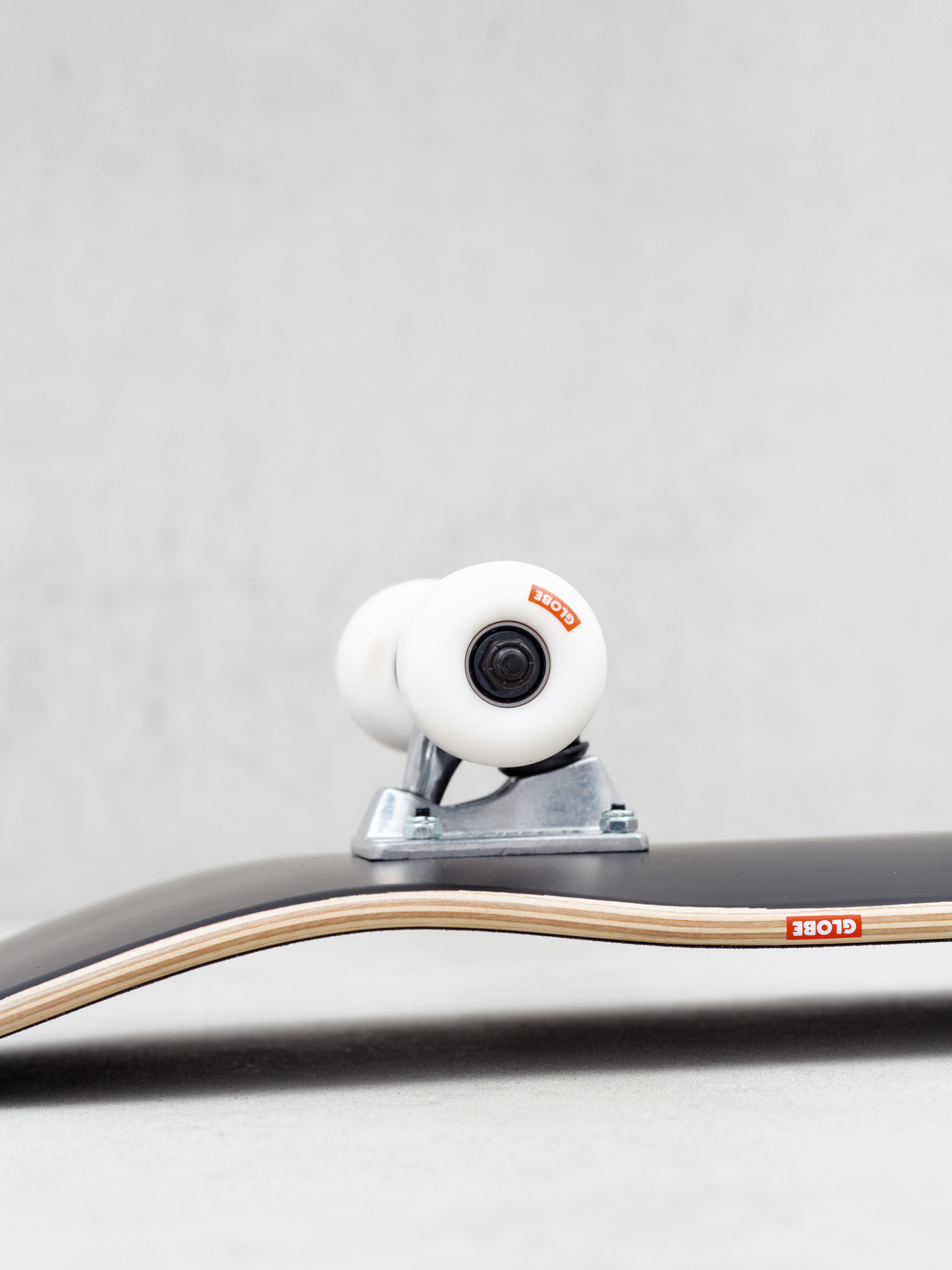 Gördeszka Globe Goodstock (black)