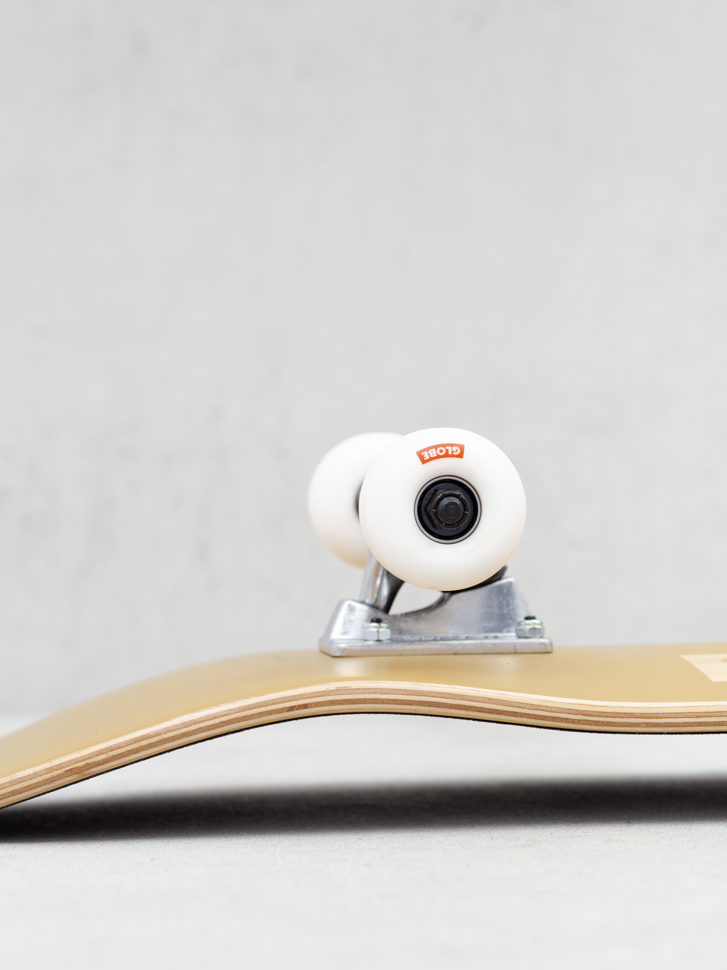 Globe Goodstock Komplett gördeszka (sahara)