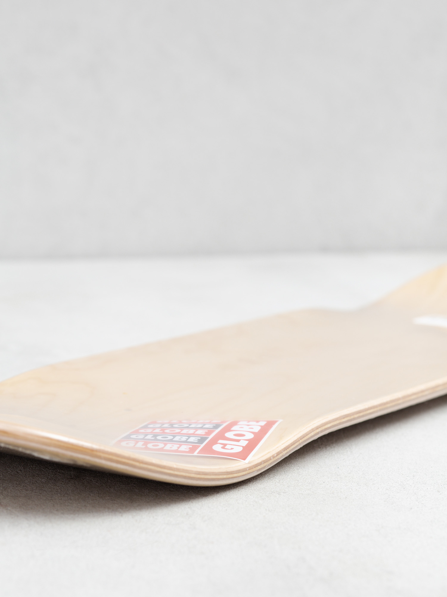 Deszka Globe Goodstock (sahara)