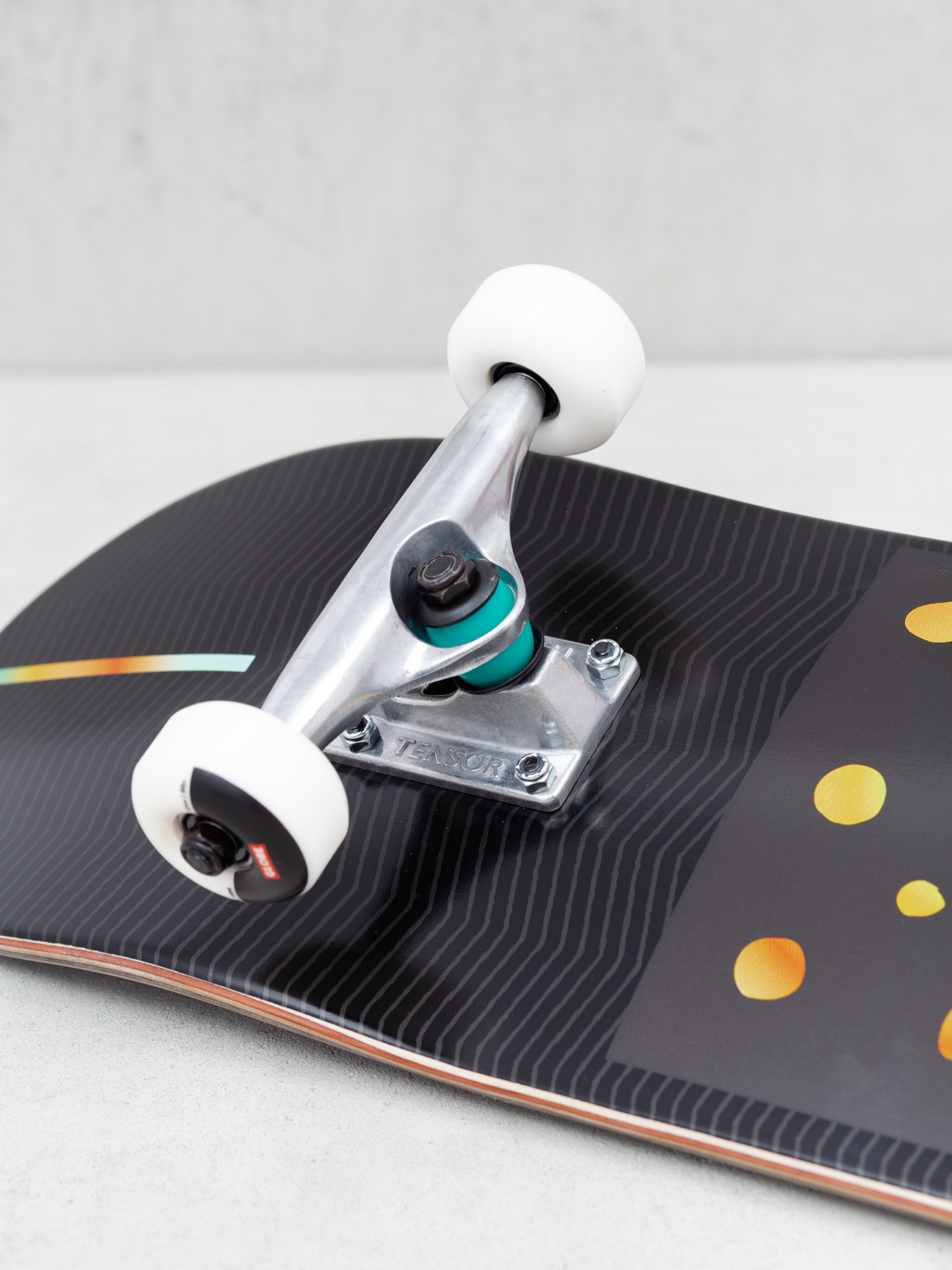 Globe G1 Nine Dot Four Komplett gördeszka (black white)