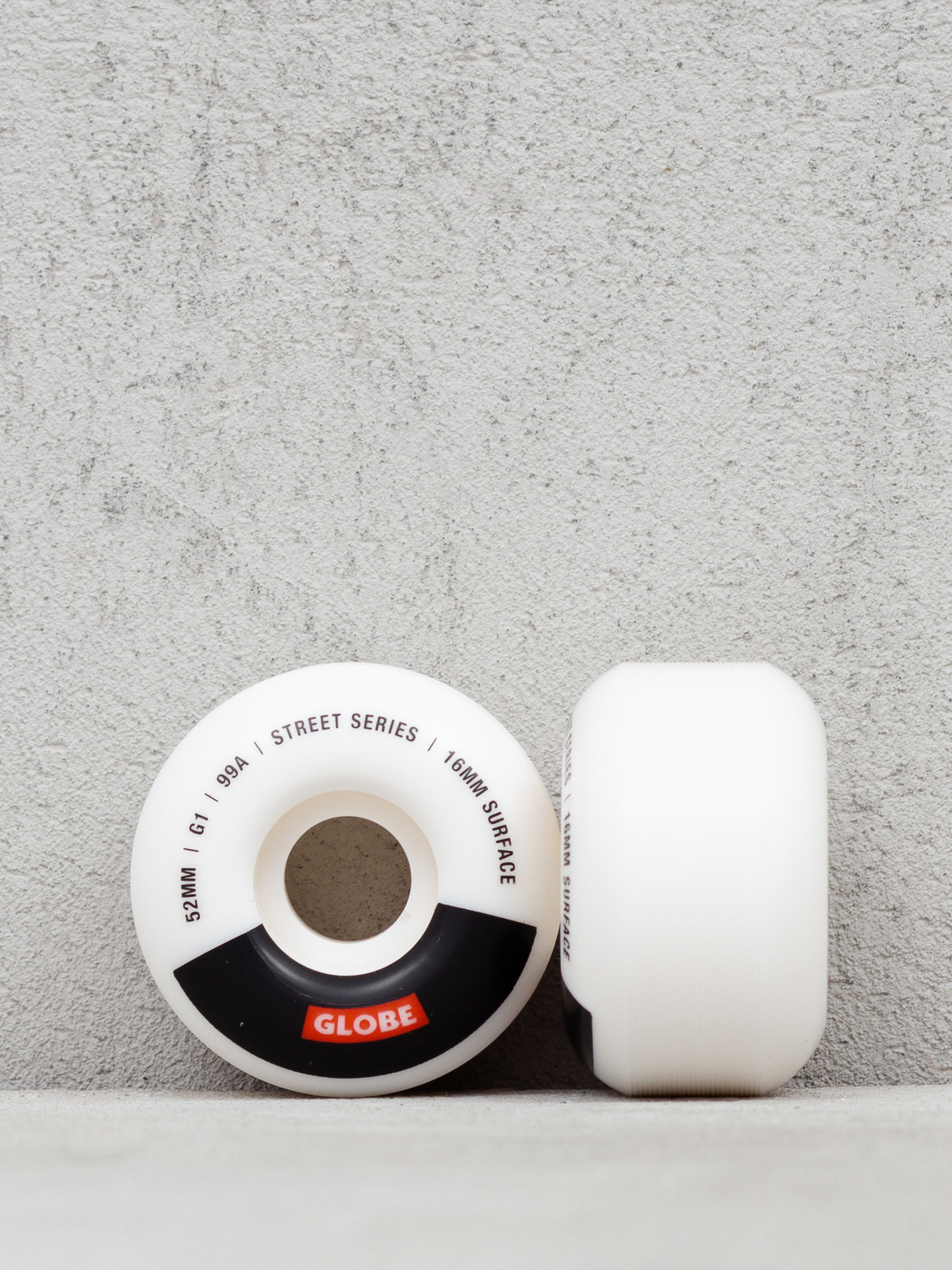 Globe G1 Gördeszka kerék (white/black/bar)