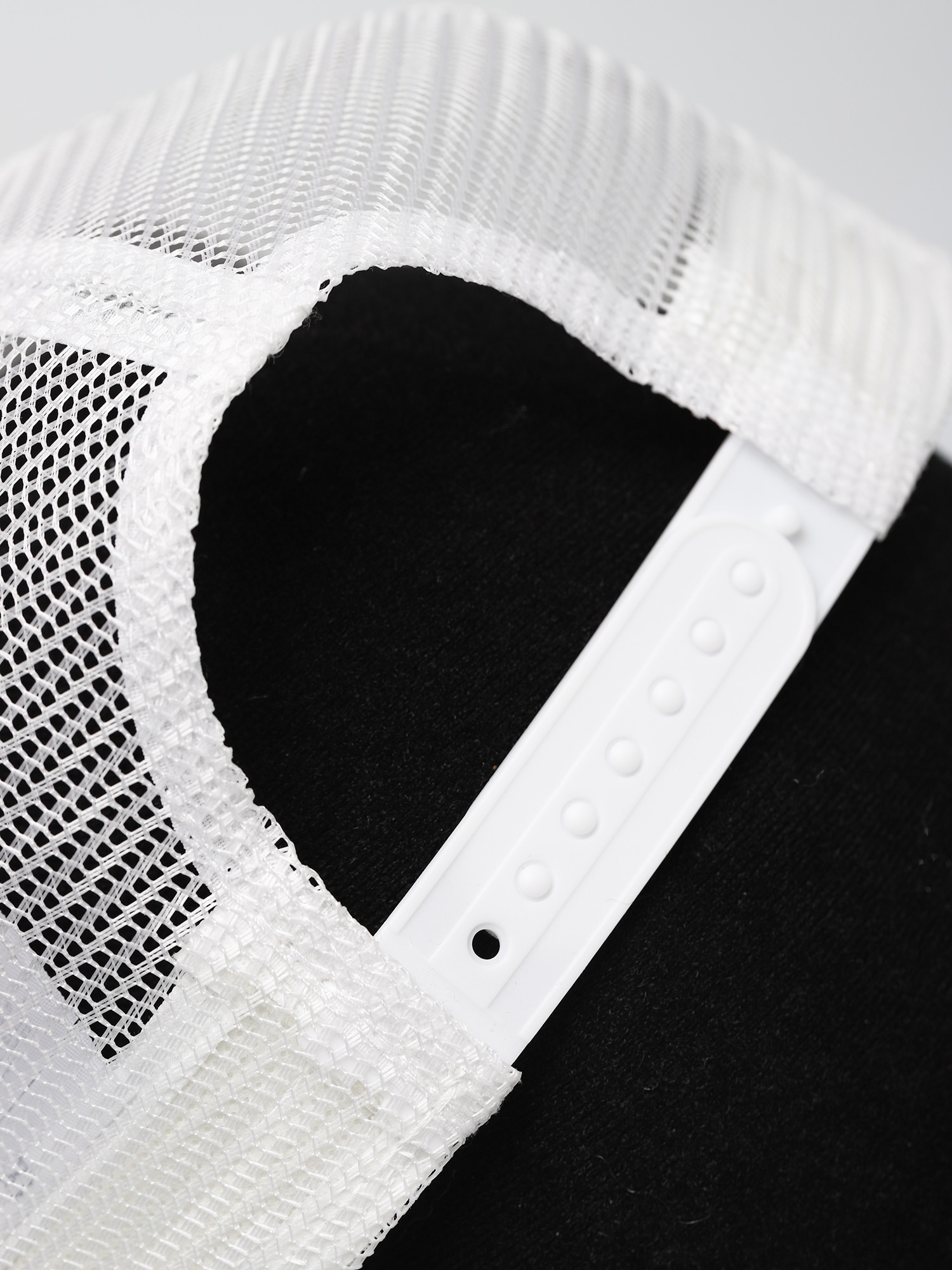 Baseball sapka New Era Essential Aframe Trucker ZD (new york yankees whi)