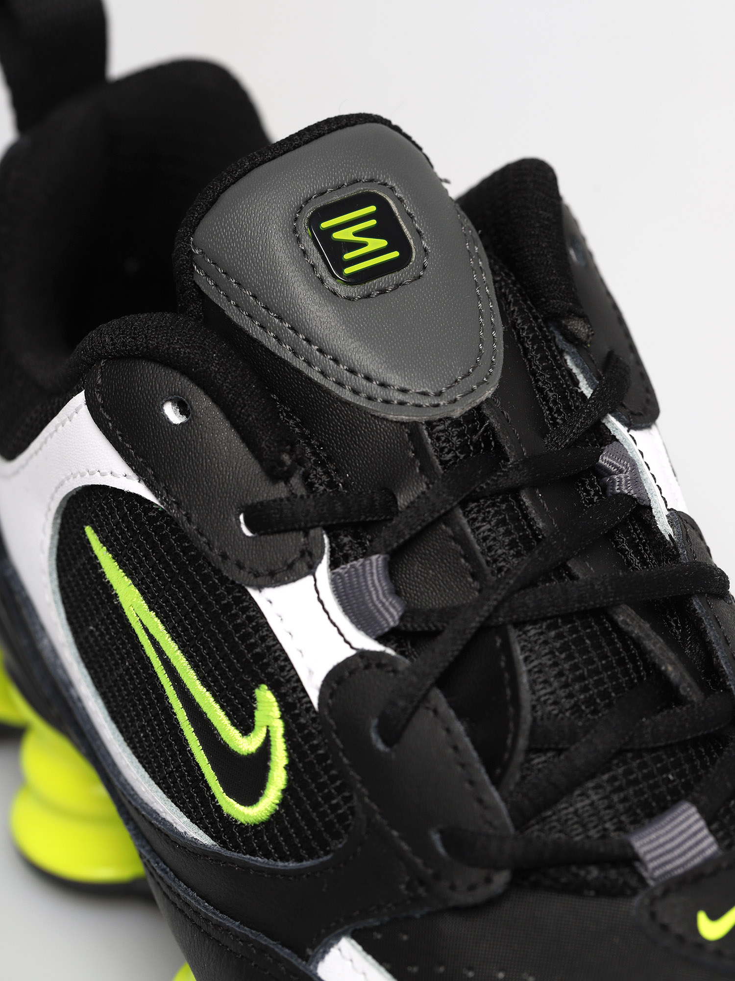 Nike Shox Tl Nova Wmn Cipők (black/black lemon venom iron grey)
