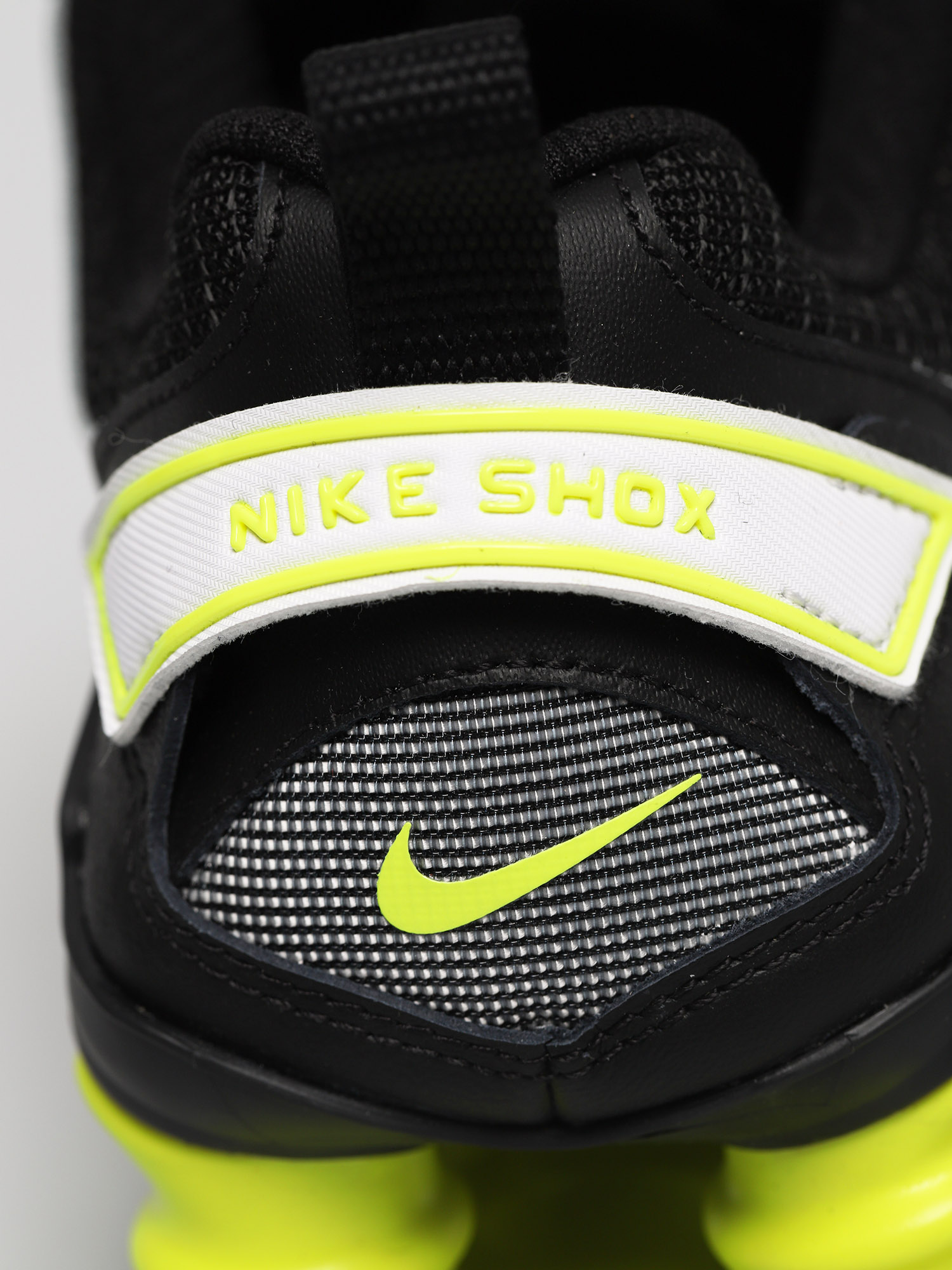 Nike Shox Tl Nova Wmn Cipők (black/black lemon venom iron grey)