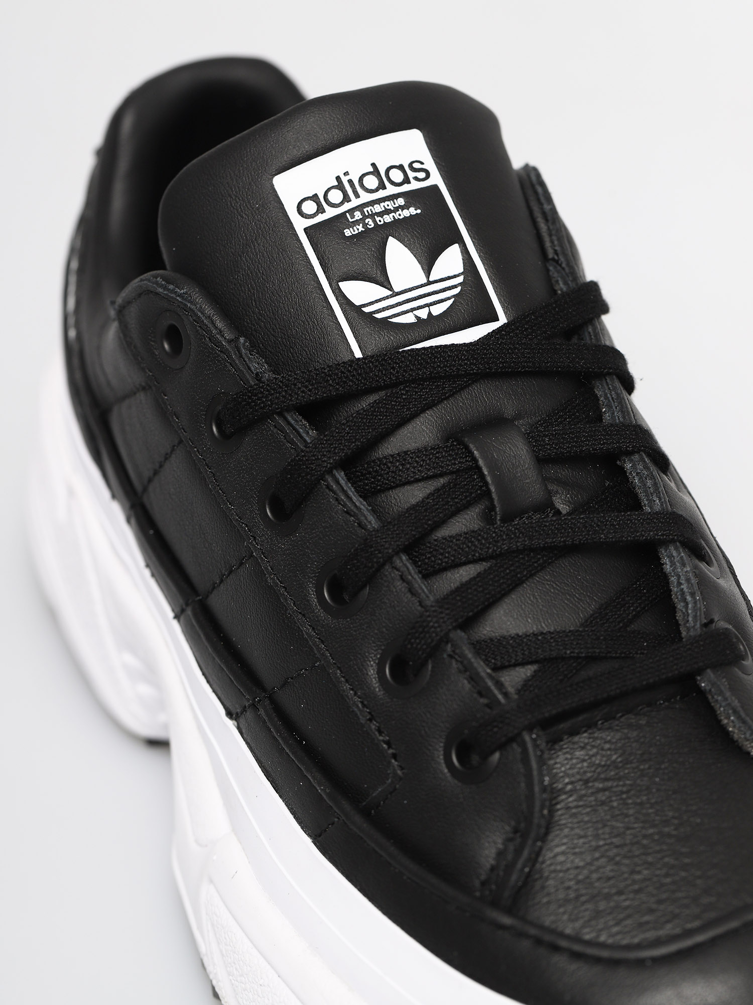 Cipők adidas Originals Kiellor Wmn (cblack/cblack/ftwwht)