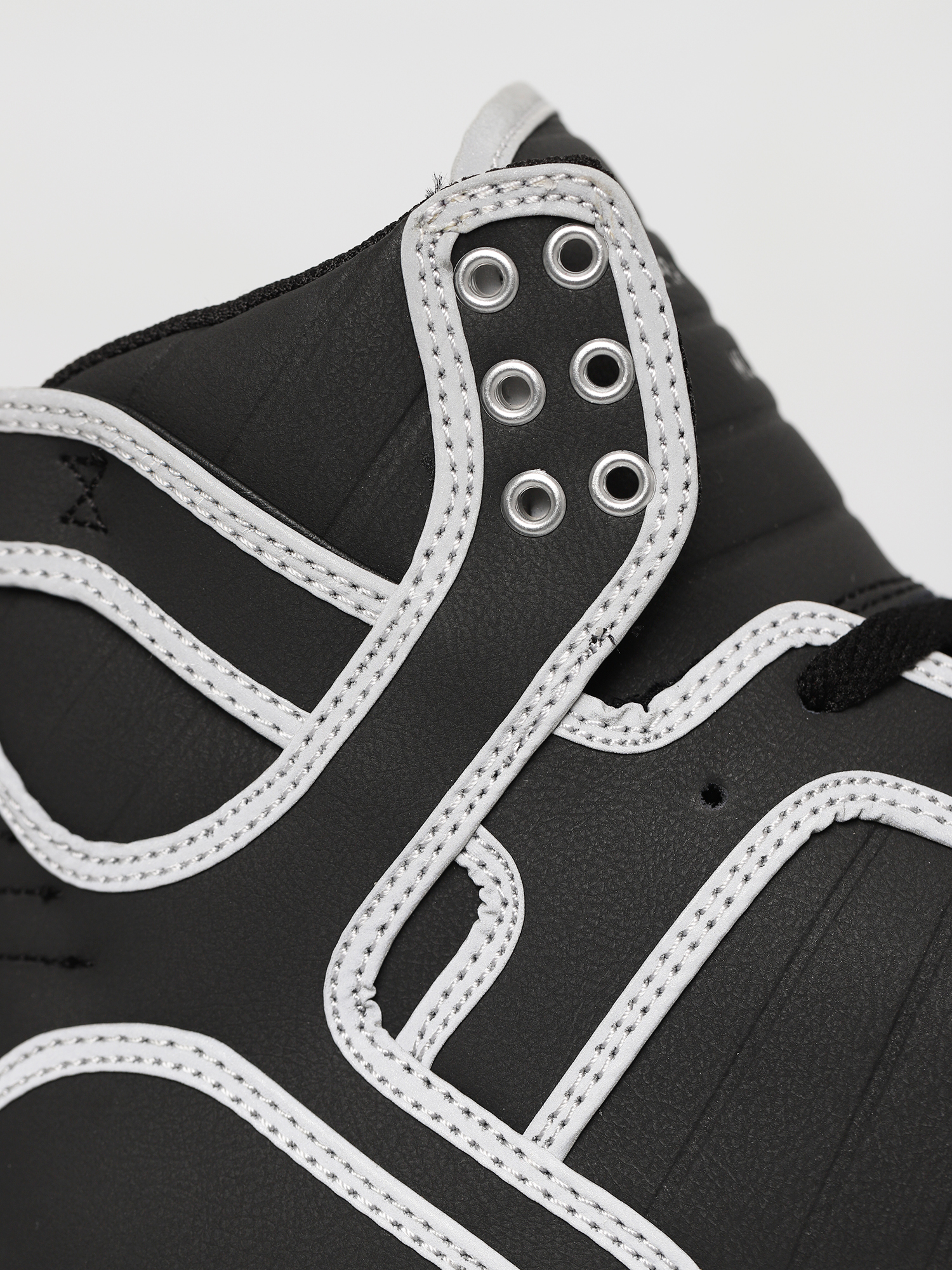 Supra Skytop Cipők (black/reflect white)