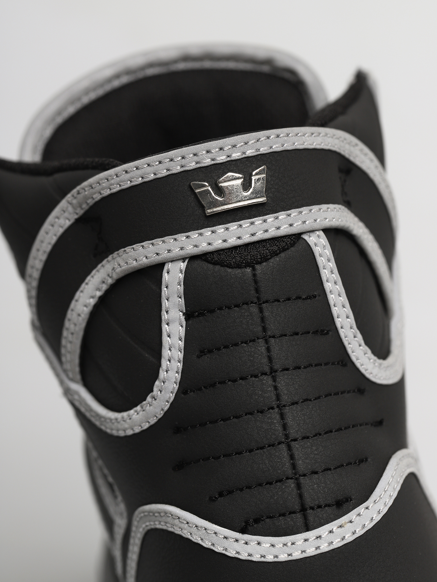 Supra Skytop Cipők (black/reflect white)