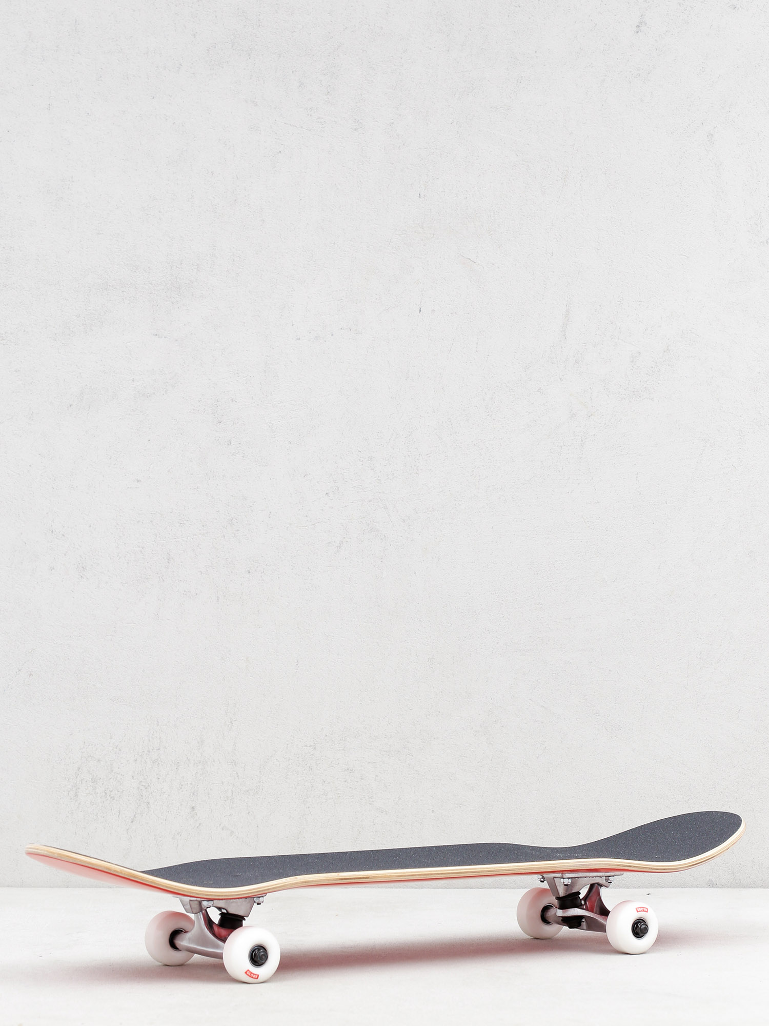 Globe Goodstock Komplett gördeszka (red)