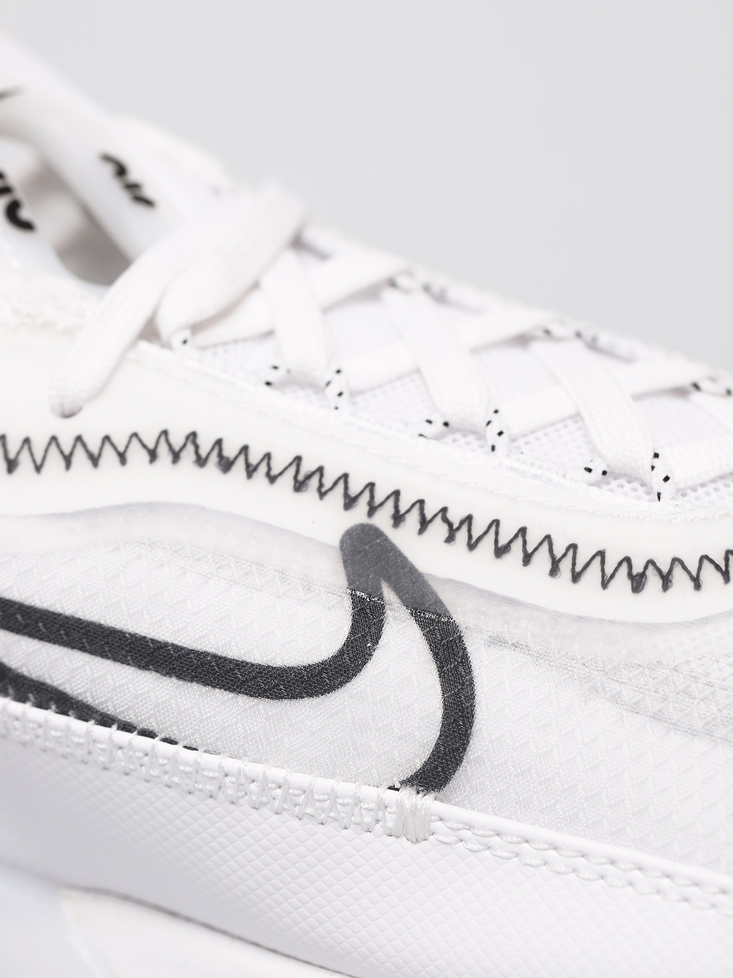 Nike Air Max 2090 Wmn Cipők (white/black wolf grey)