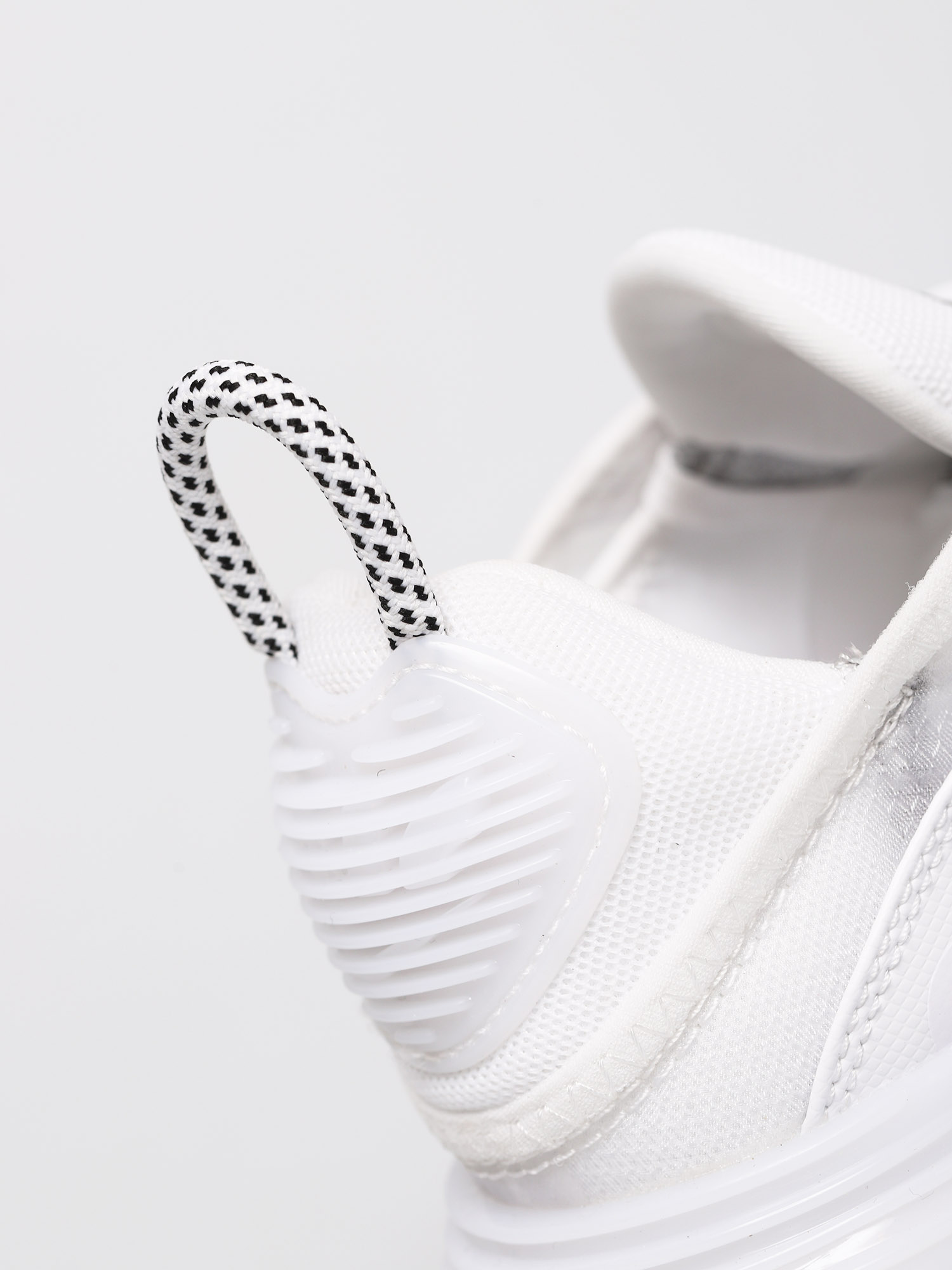 Nike Air Max 2090 Wmn Cipők (white/black wolf grey)