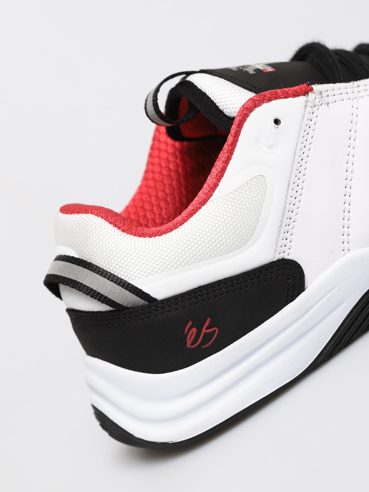 eS Evant X Menikmati Cipők (white/black)