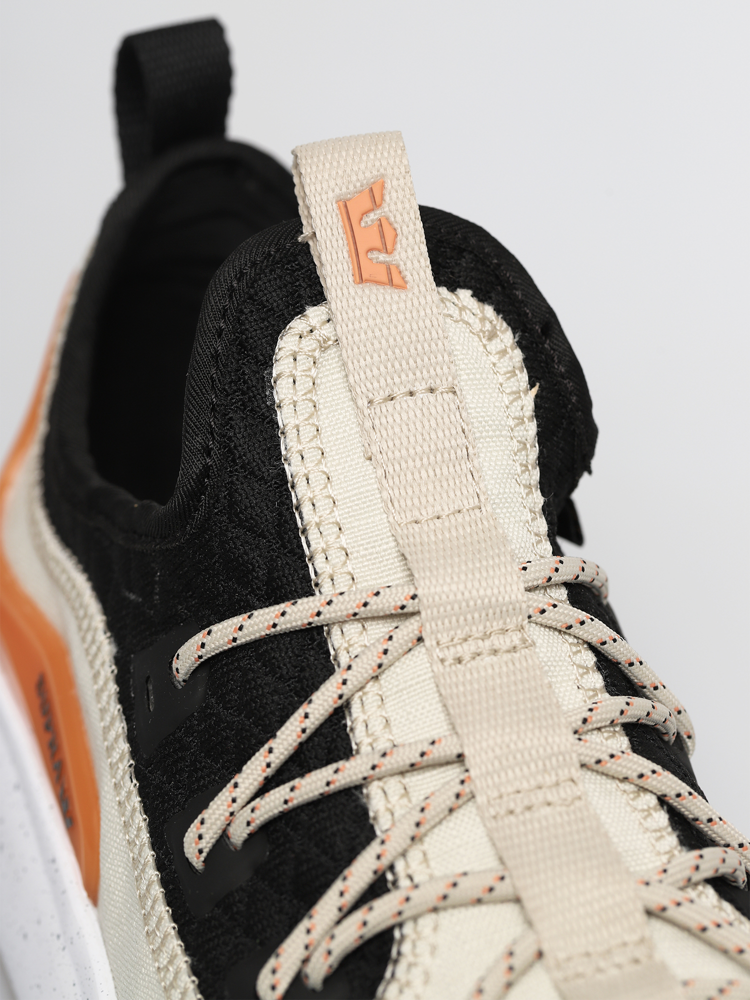 Supra Factor Xt Cipők (bone/black white)