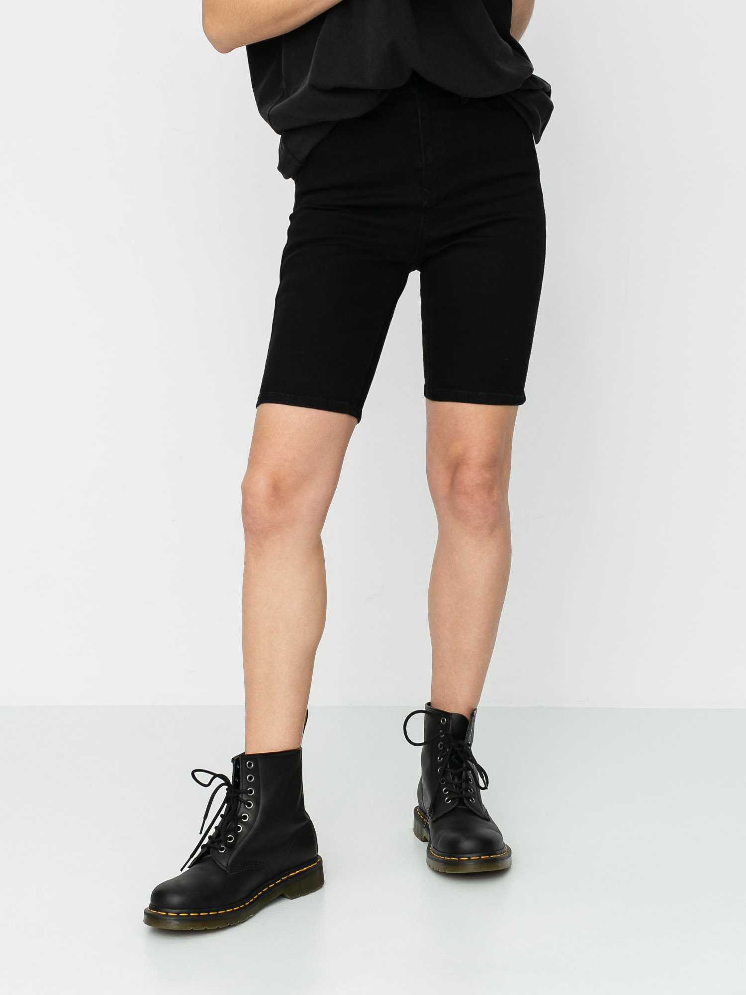 Volcom Liberator Wmn Rövidnadrág (premium wash black)