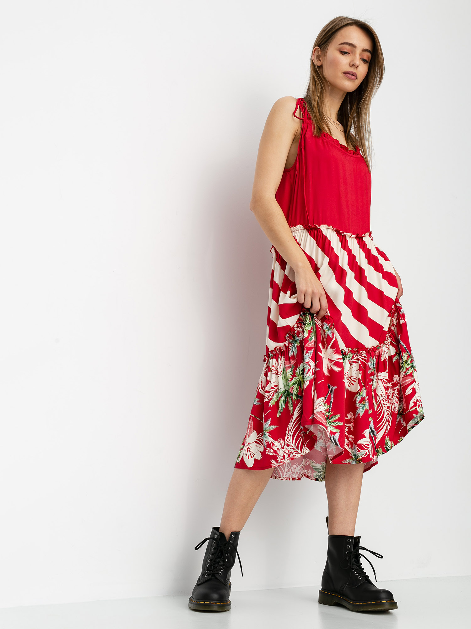 Femi Stories Sali Wmn Ruha (trp)