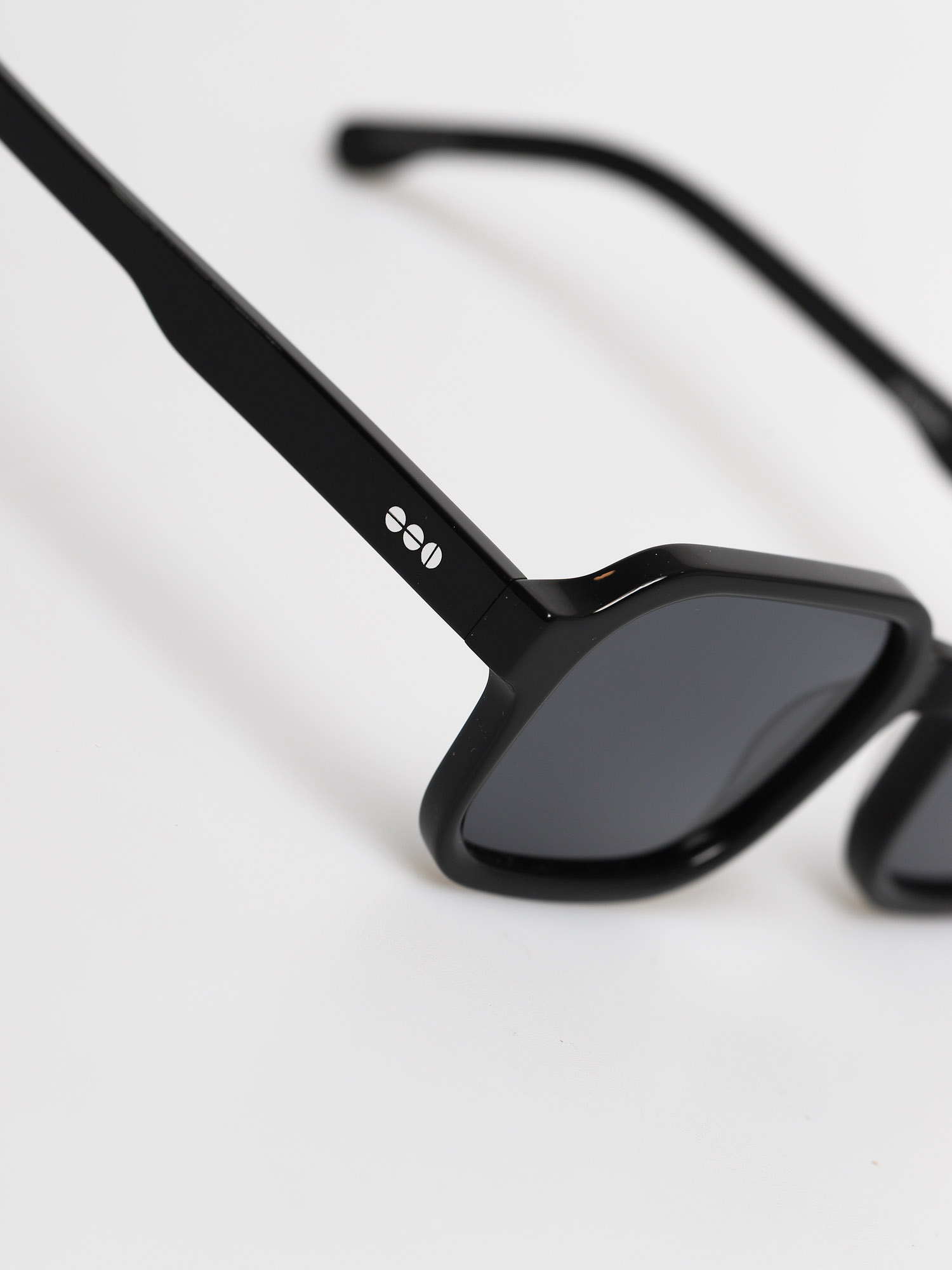 Komono Romeo Napszemüvegek (black)