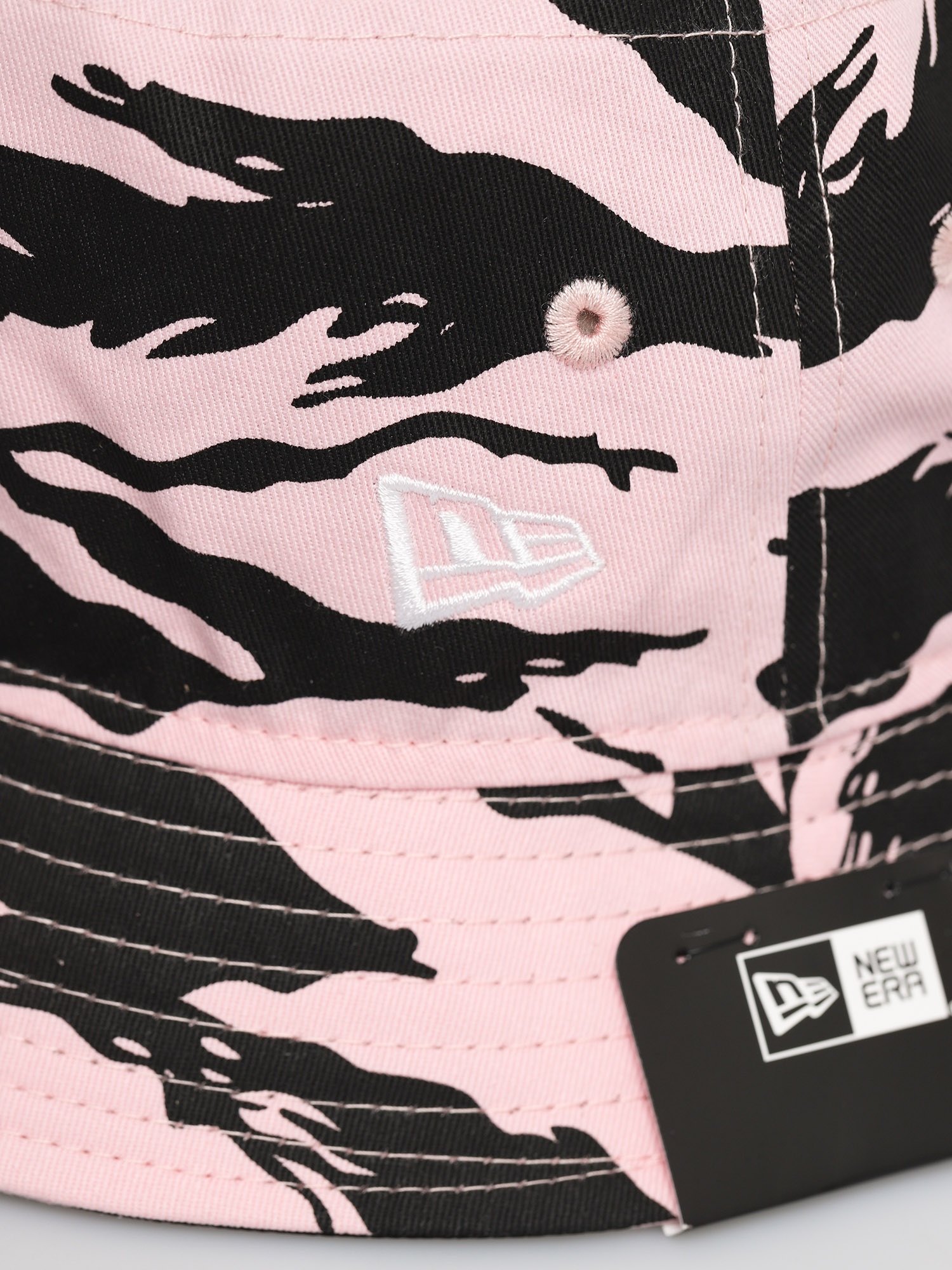 New Era Tiger Camo Kalap (black/pink)