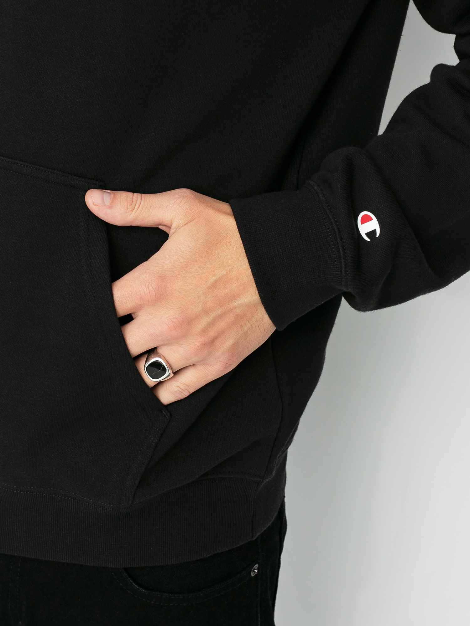 Champion Legacy Sweatshirt HD 214138 Kapucnis pulóver (nbk)