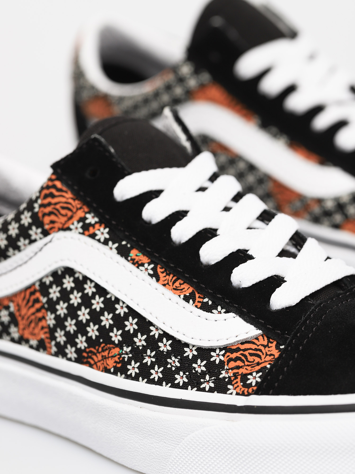 Vans Old Skool Cipők (tiger floral/black/true white)