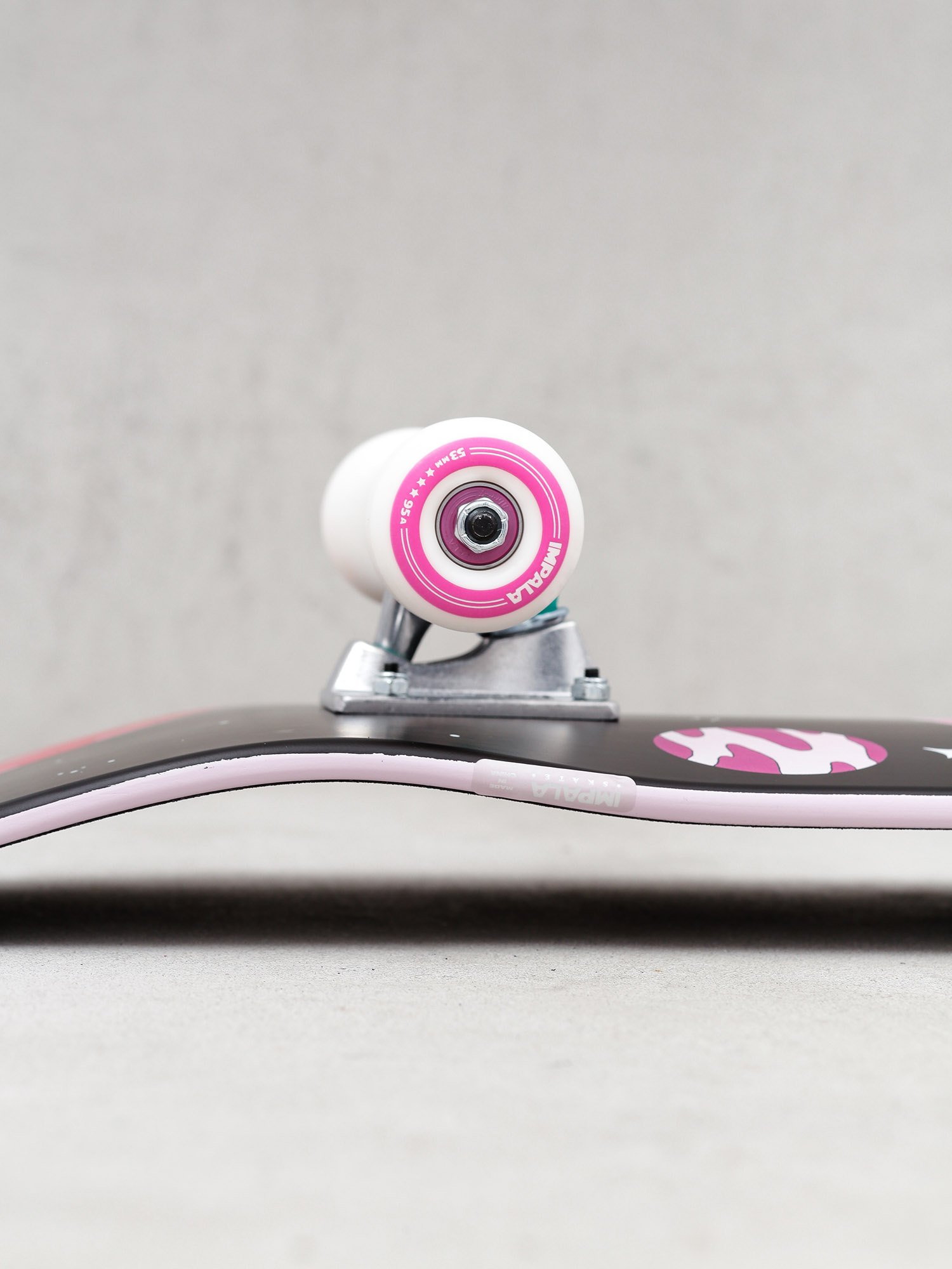 Impala Impala Saturn Skateboard Komplett gördeszka (robin eisenberg space)