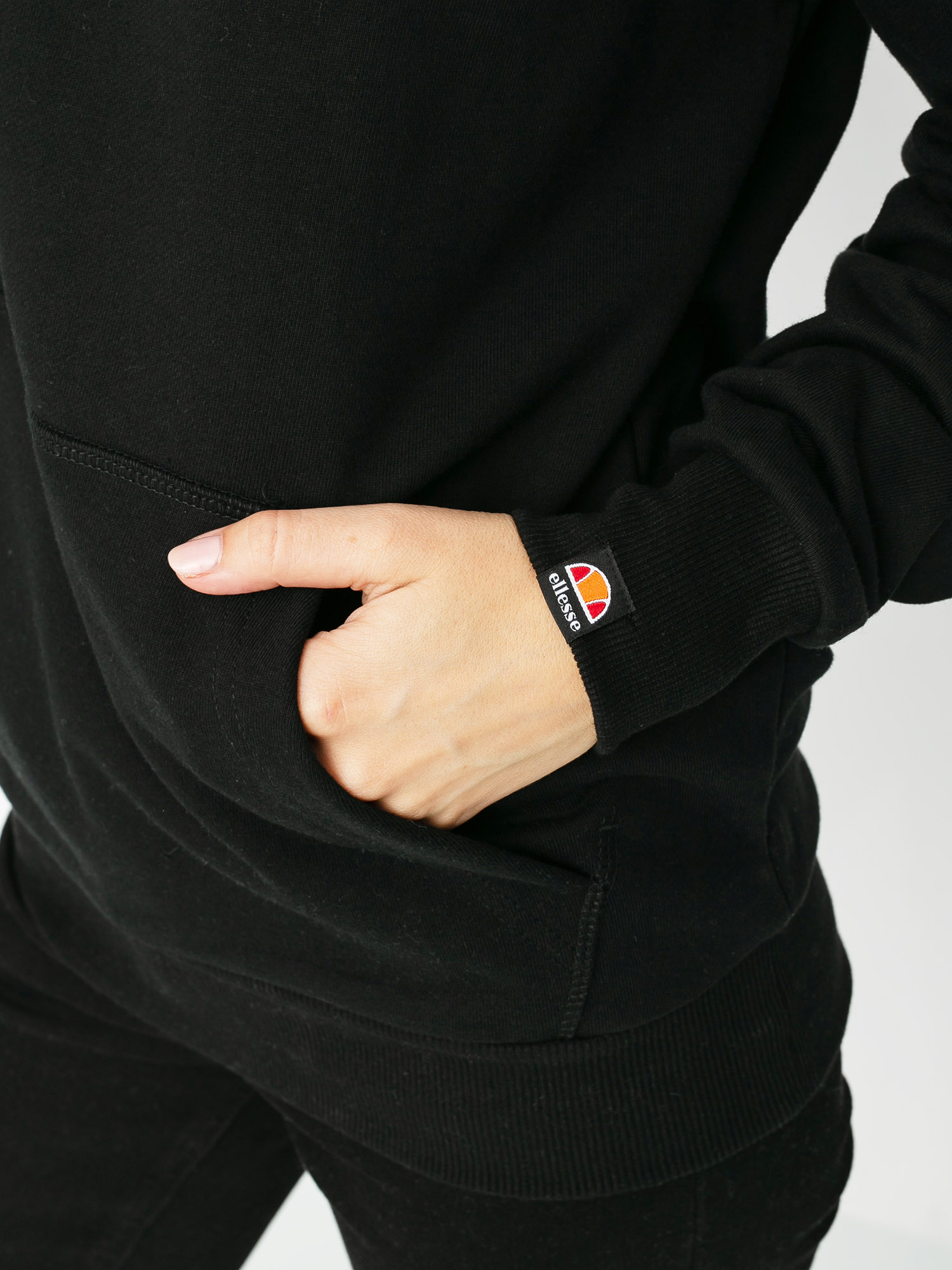 Kapucnis pulóver Ellesse Noreo HD Wmn (black)