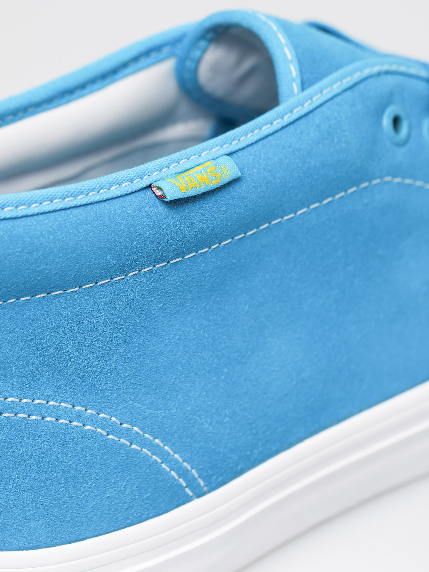 Cipők Vans x The Simpsons Chukka Pro (bart blue/white)