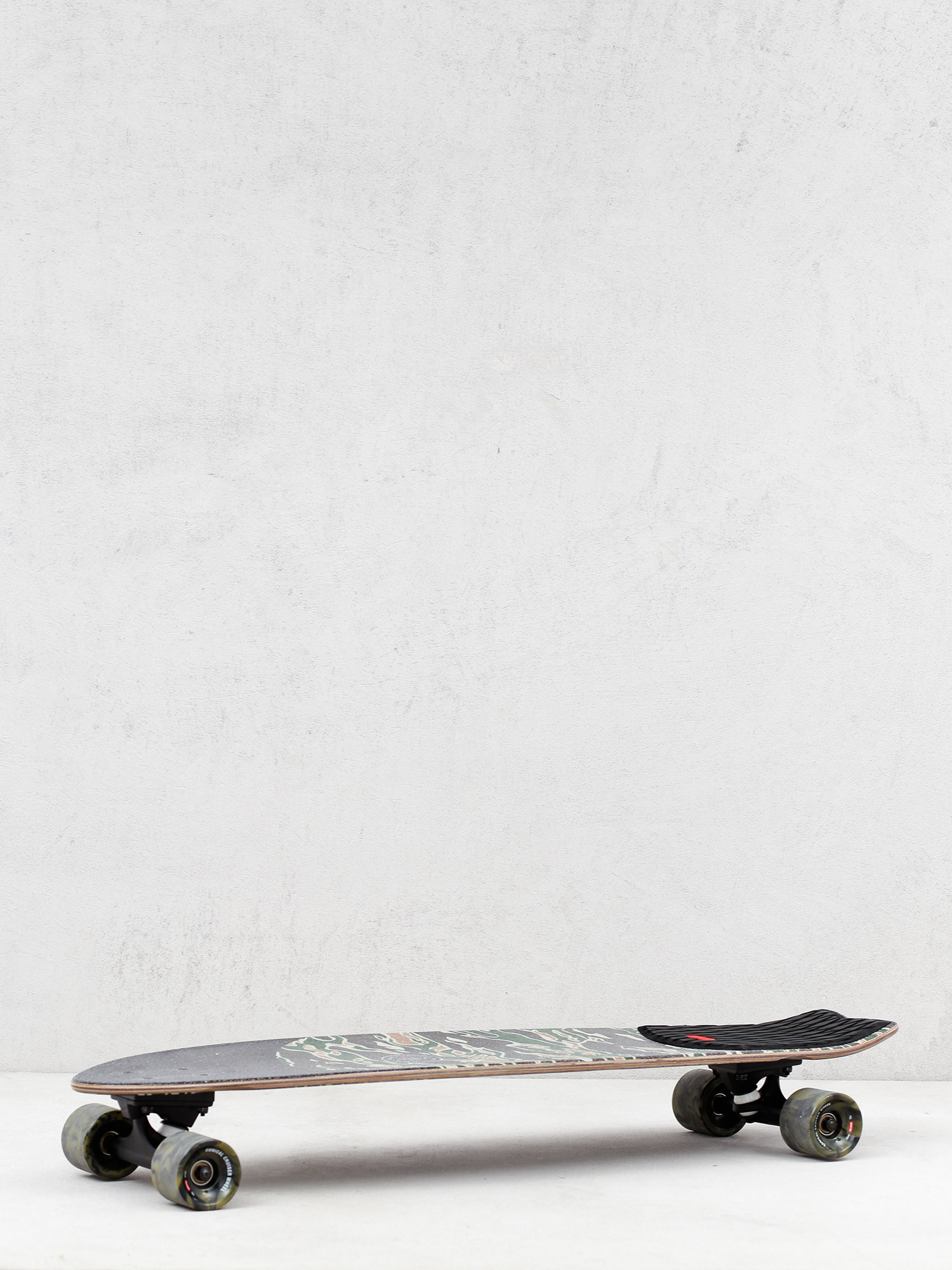 Cruiser Globe Chromantic (tiger camo)