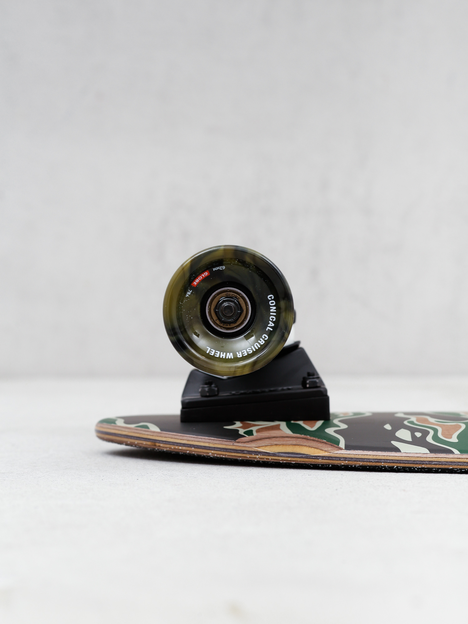 Cruiser Globe Chromantic (tiger camo)