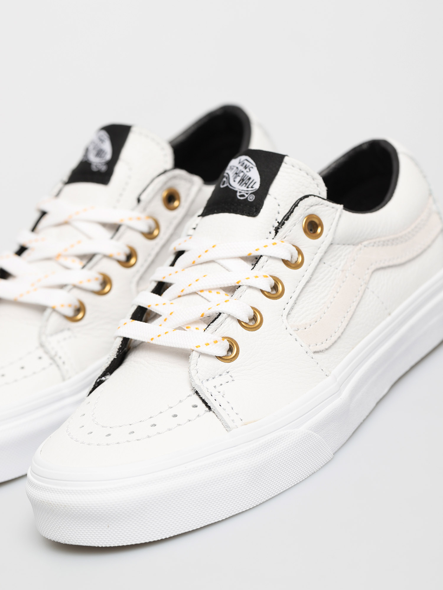 Vans Sk8 Low Cipők (leather/true white)