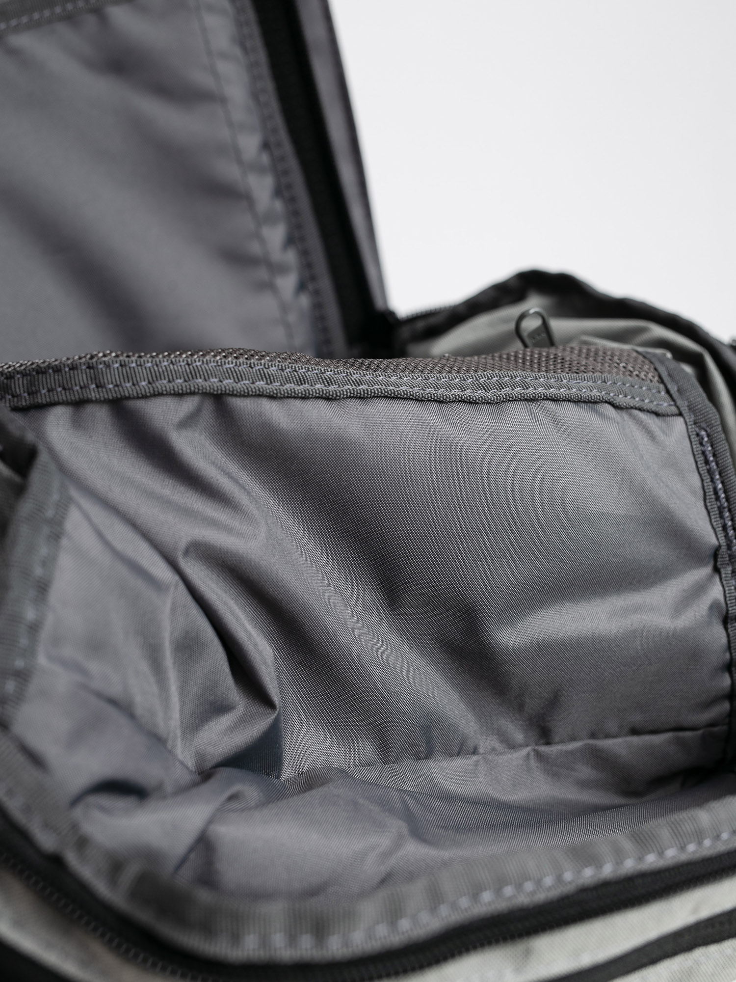 Burton Distortion 2.0 29L Hátizsák (gray heather)