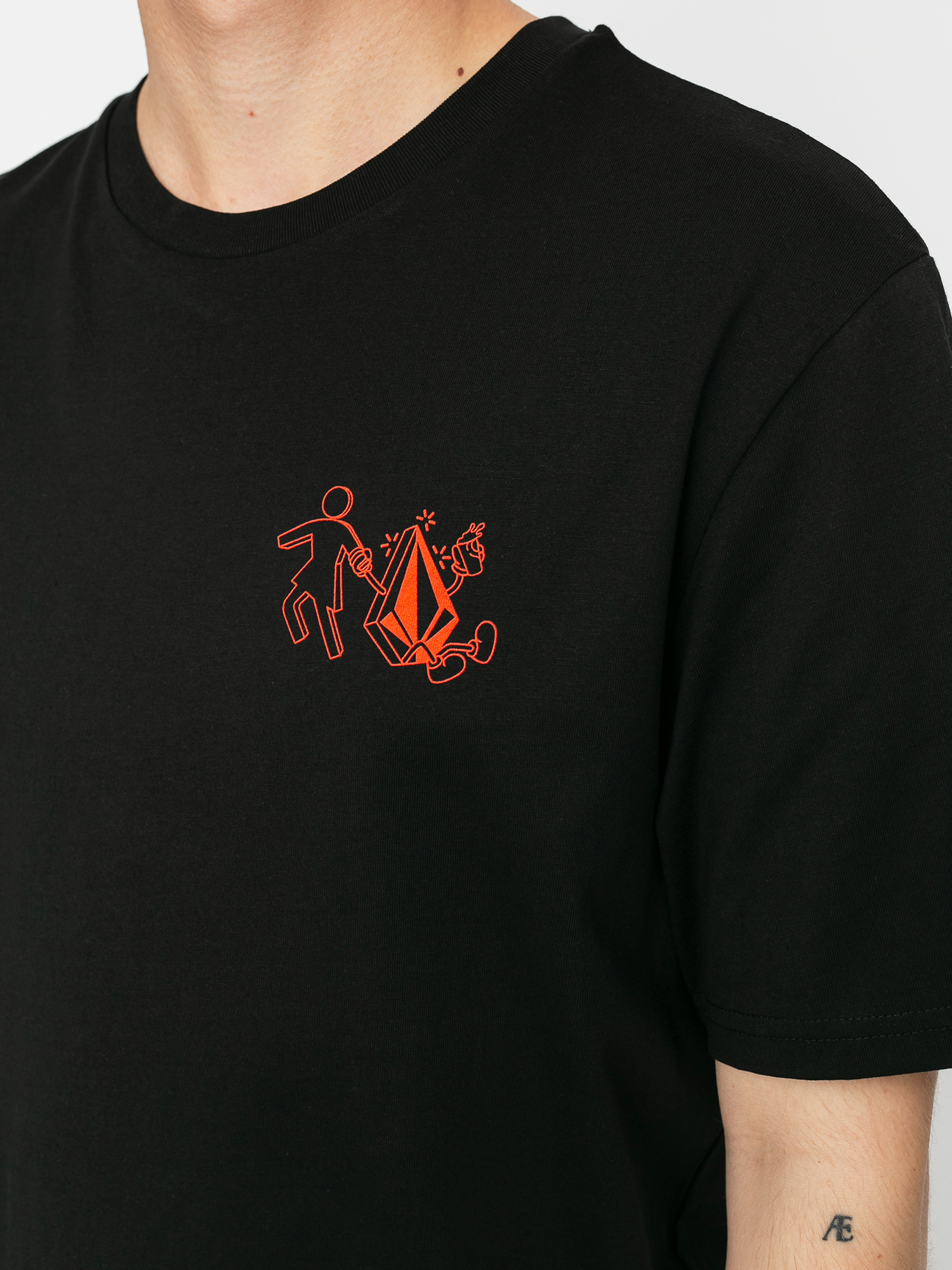 Volcom X Girl Skateboards Stonely Rlx Póló (black)