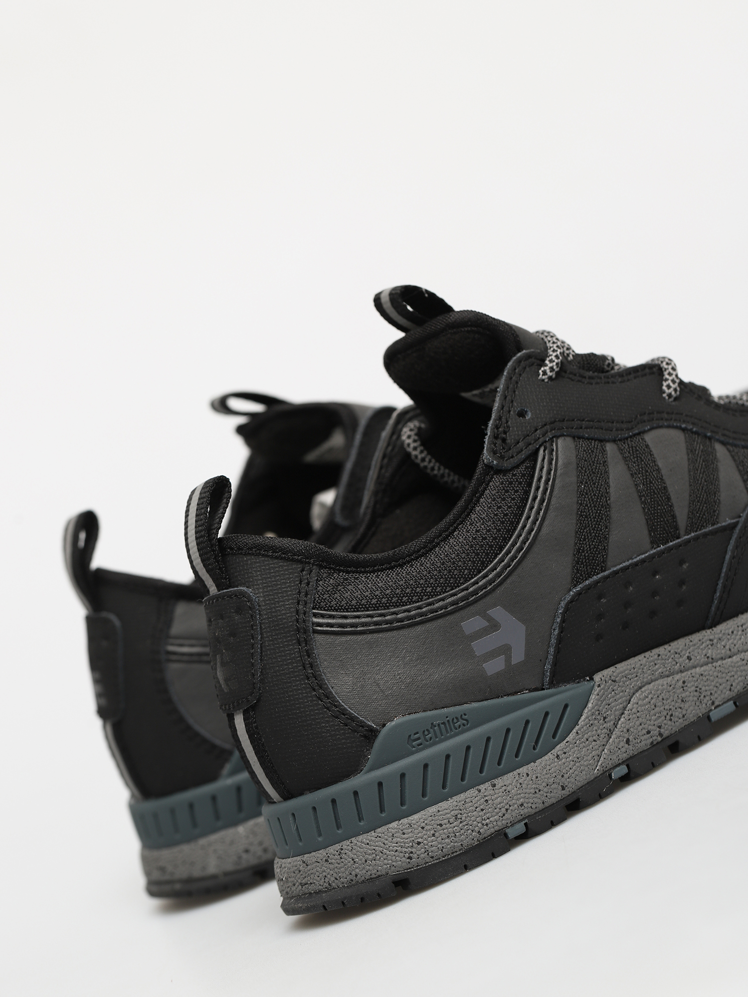 Etnies Sultan Scw Cipők (black/black/reflective)