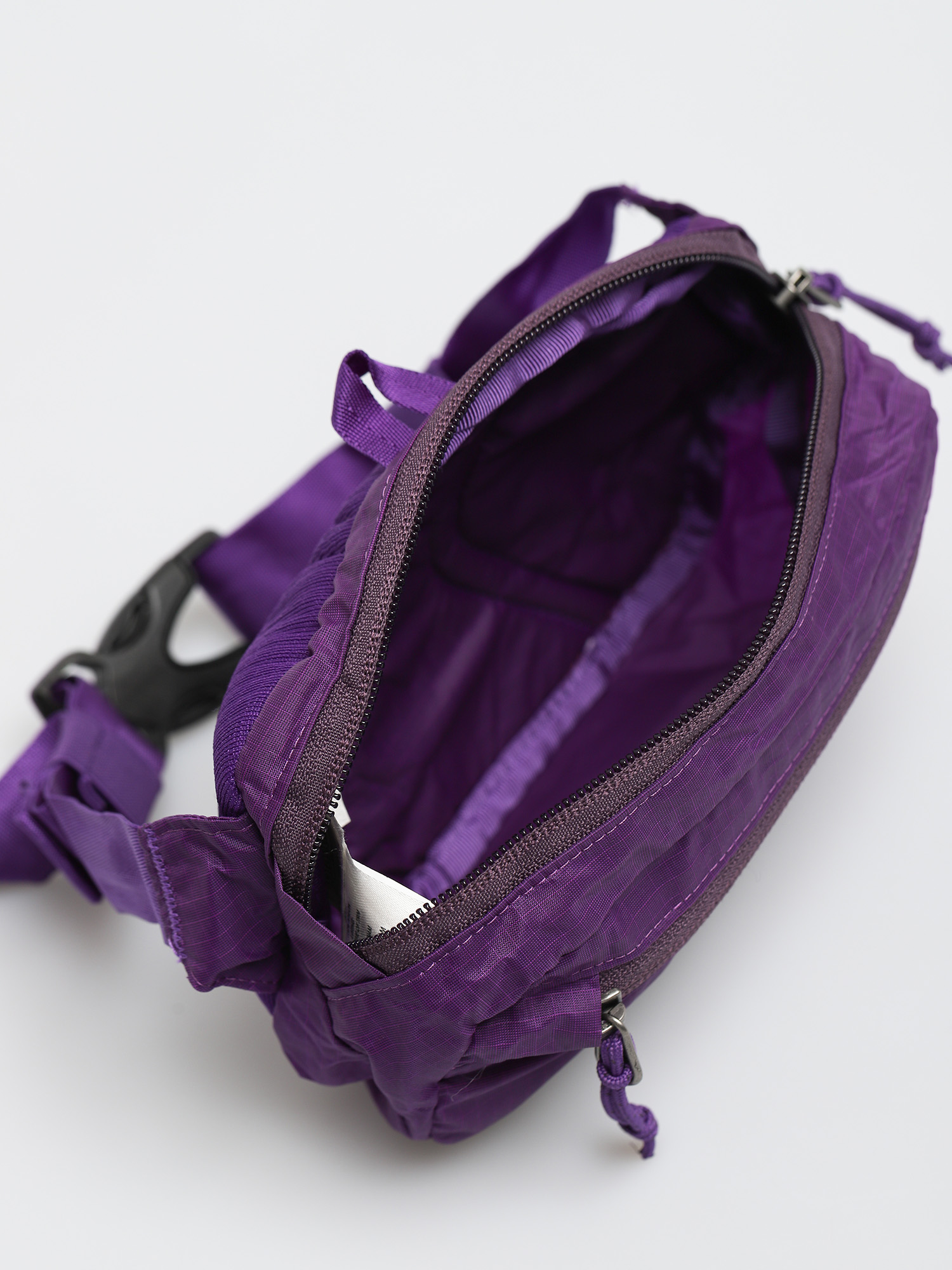 Patagonia Ultralight Black Hole Mini Övtáska (purple)