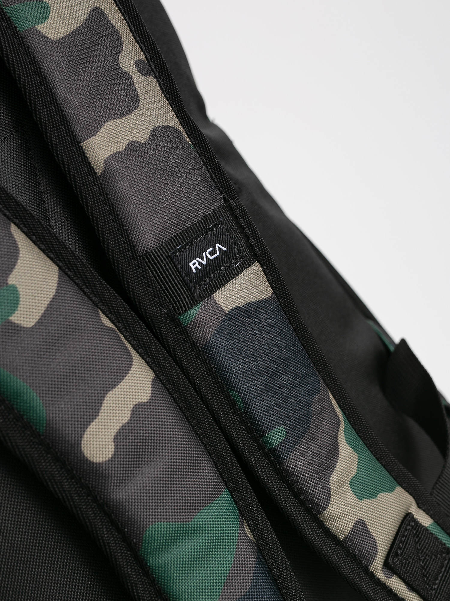 RVCA Estate III Hátizsák (camo)