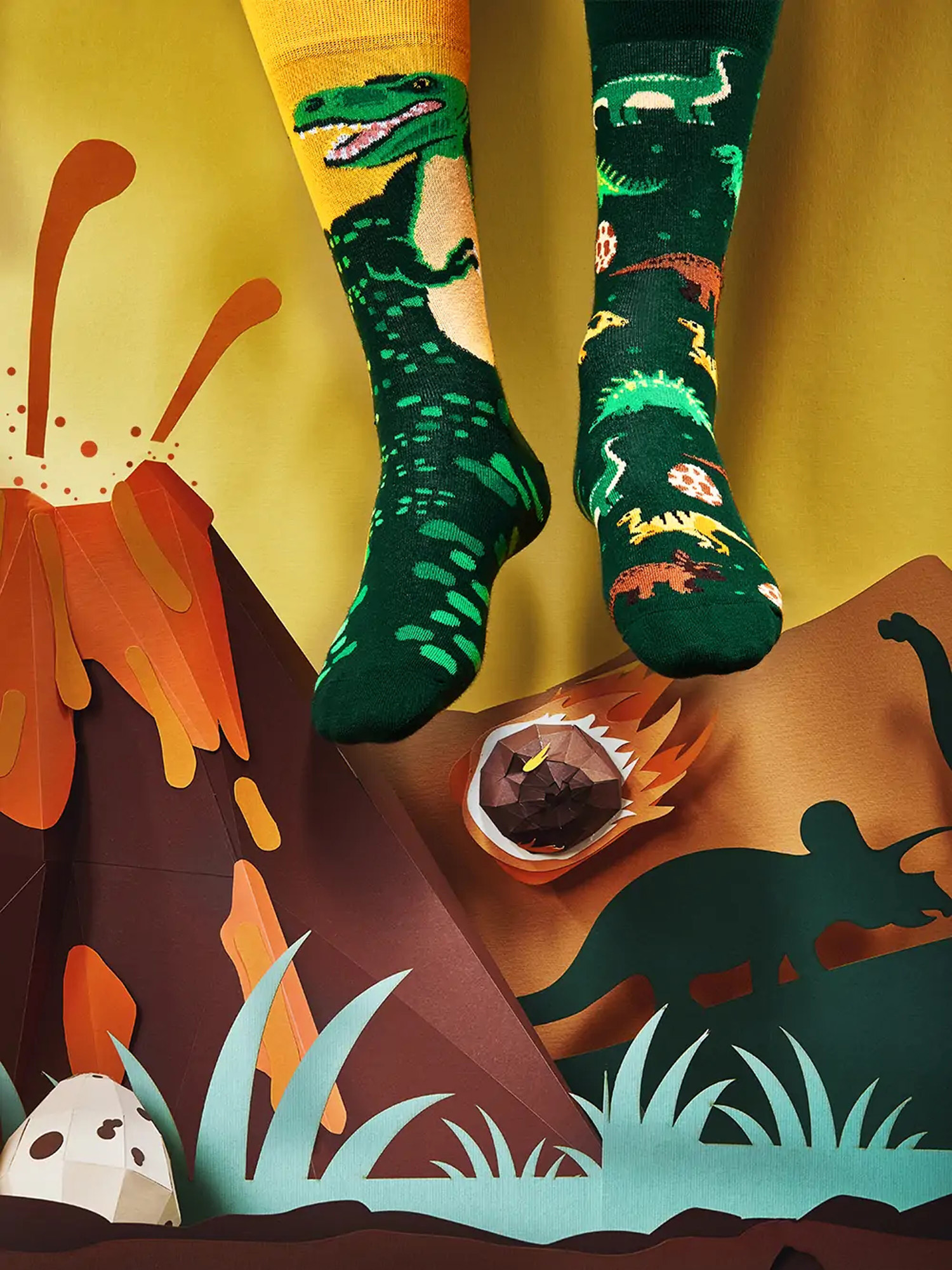 Many Mornings The Dinosaurs Zokni (green/yellow)