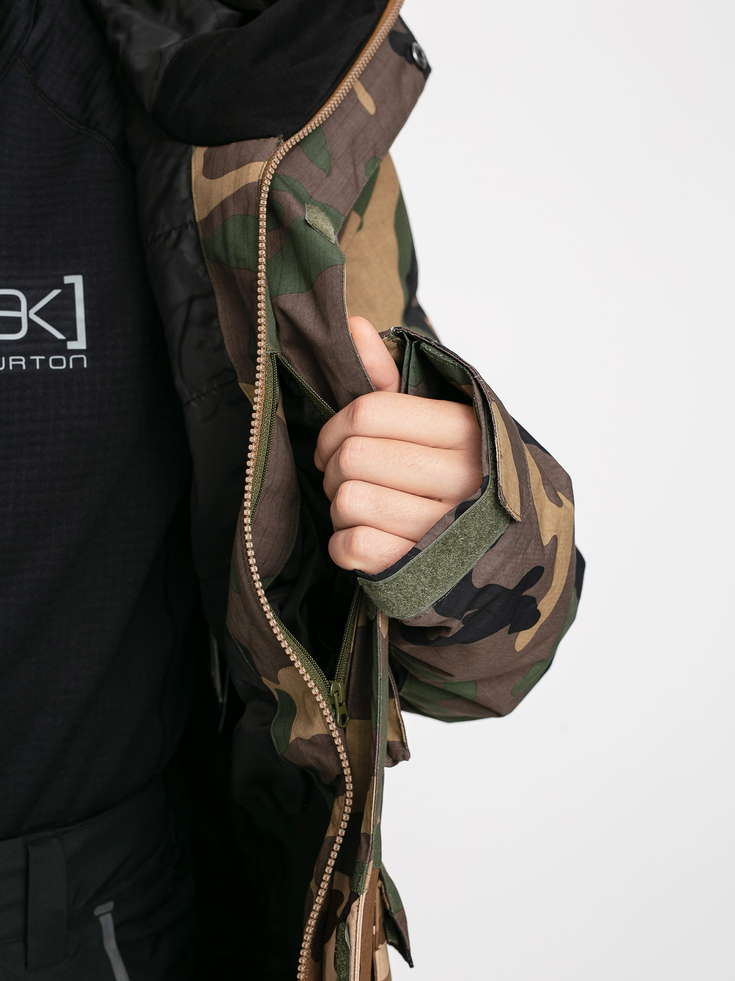 Férfi Billabong Adversary Snowboard dzseki (woodland camo)