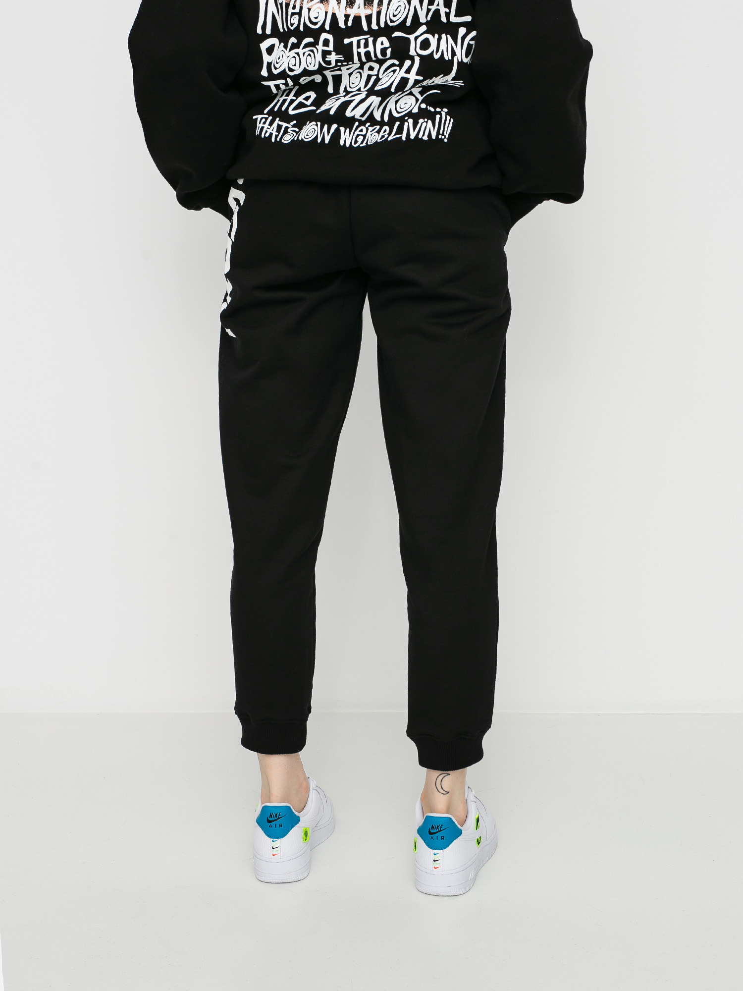 Prosto Jenny Wmn Kisnadrág (black)