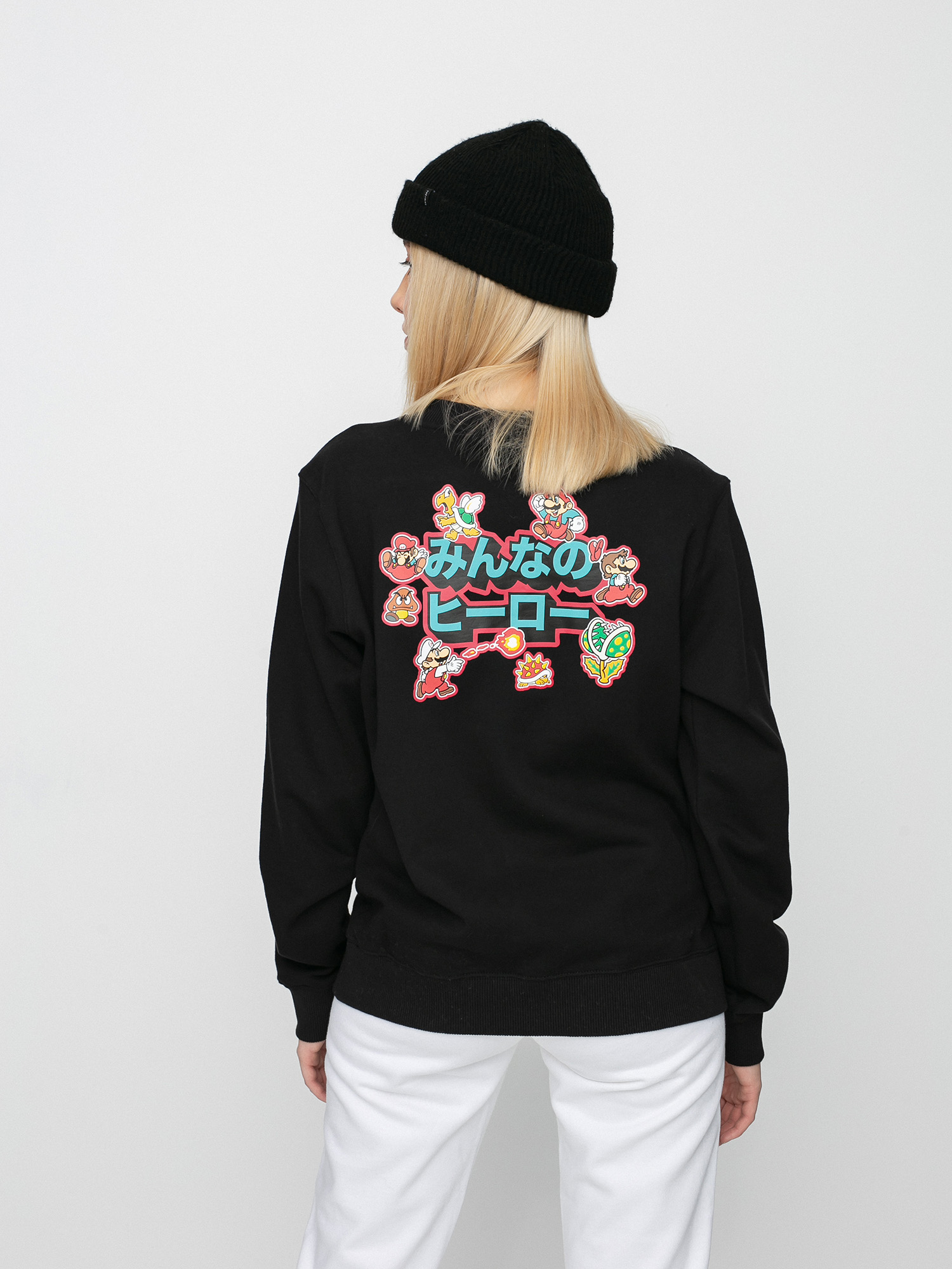 Champion X Nintendo Sweatshirt Wmn Pulóver (nbk)