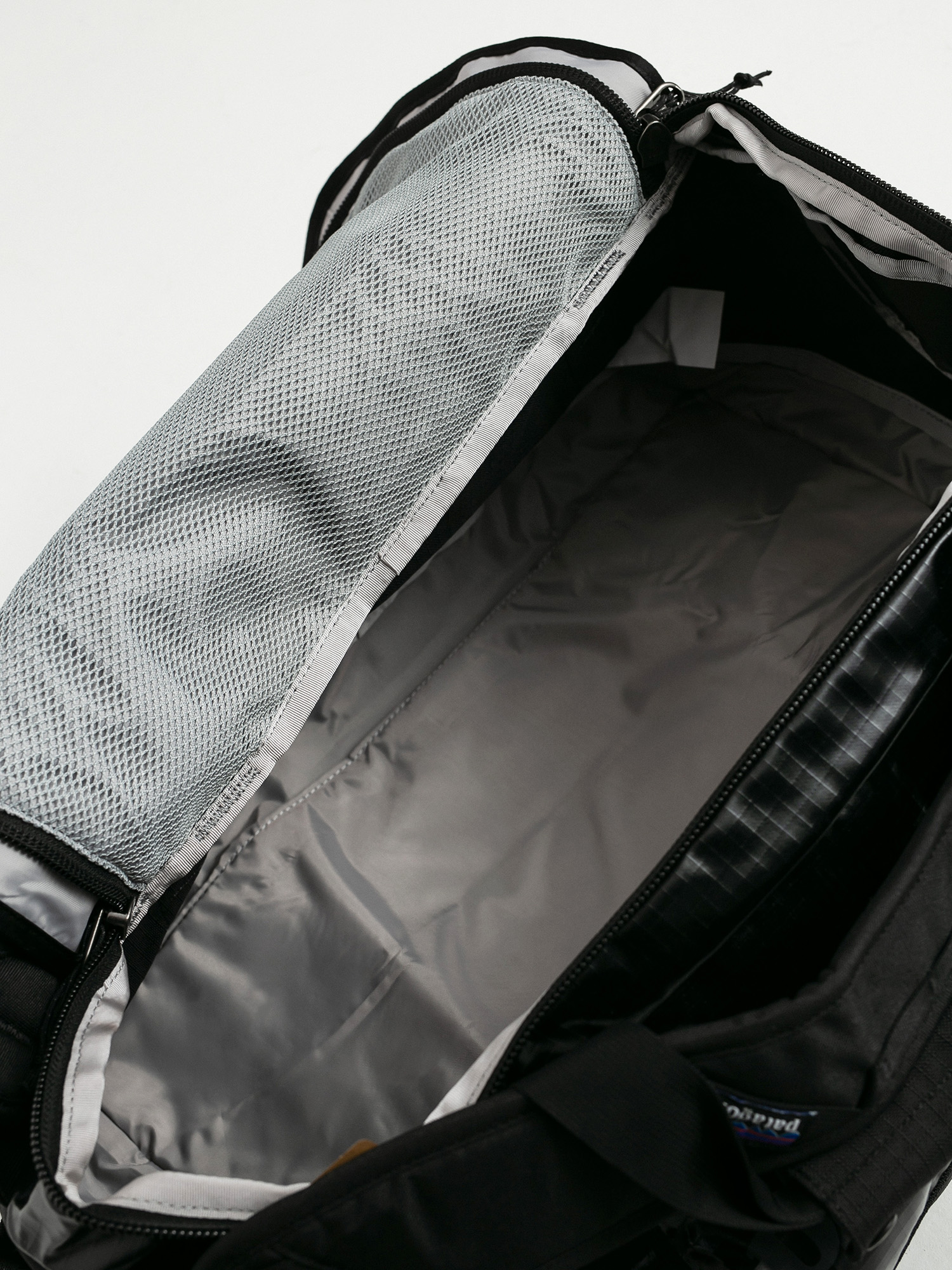 Patagonia Black Hole Duffel 40L Utazótáska (black)