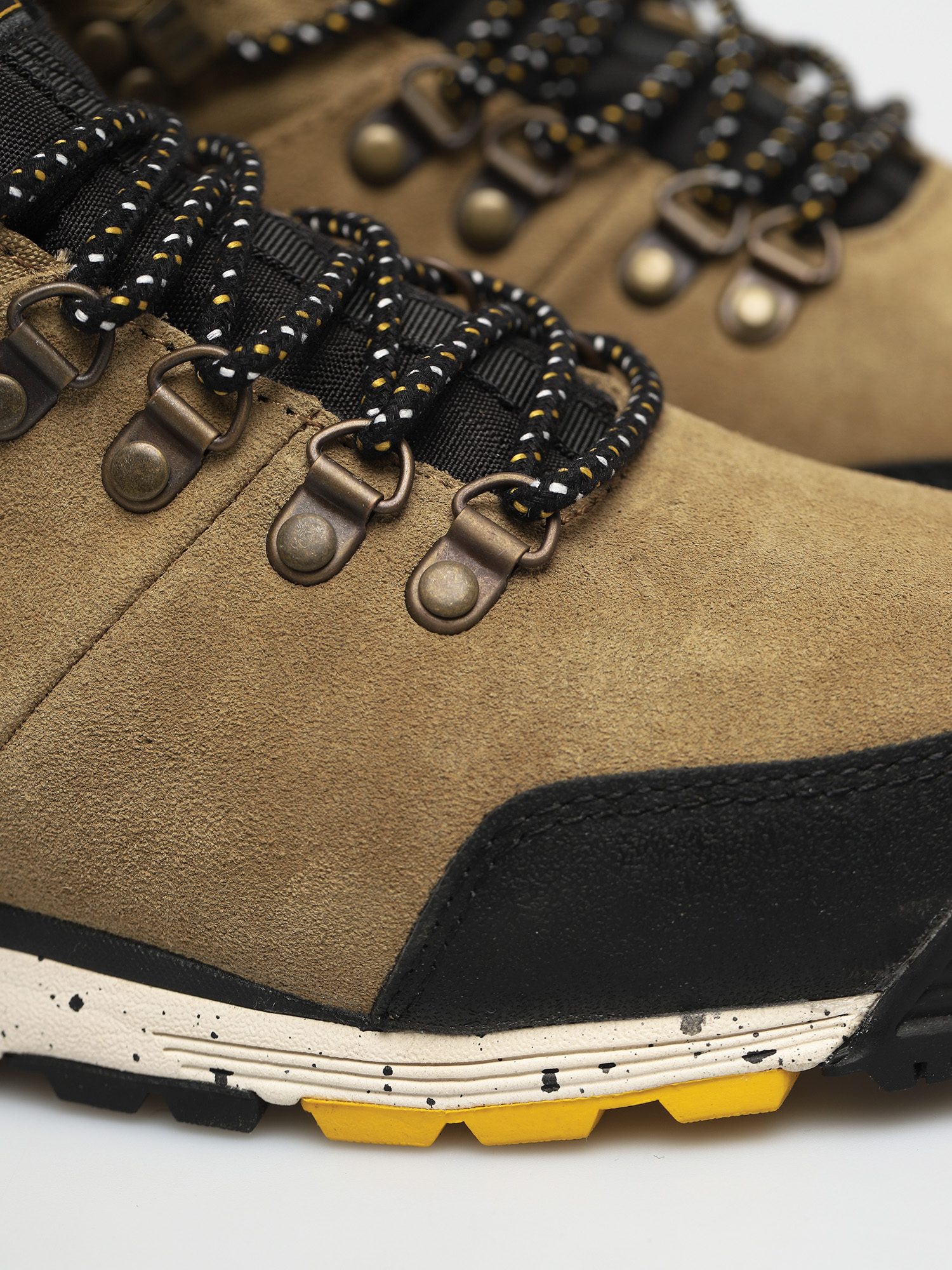 Element Donnelly Light Cipők (breen)