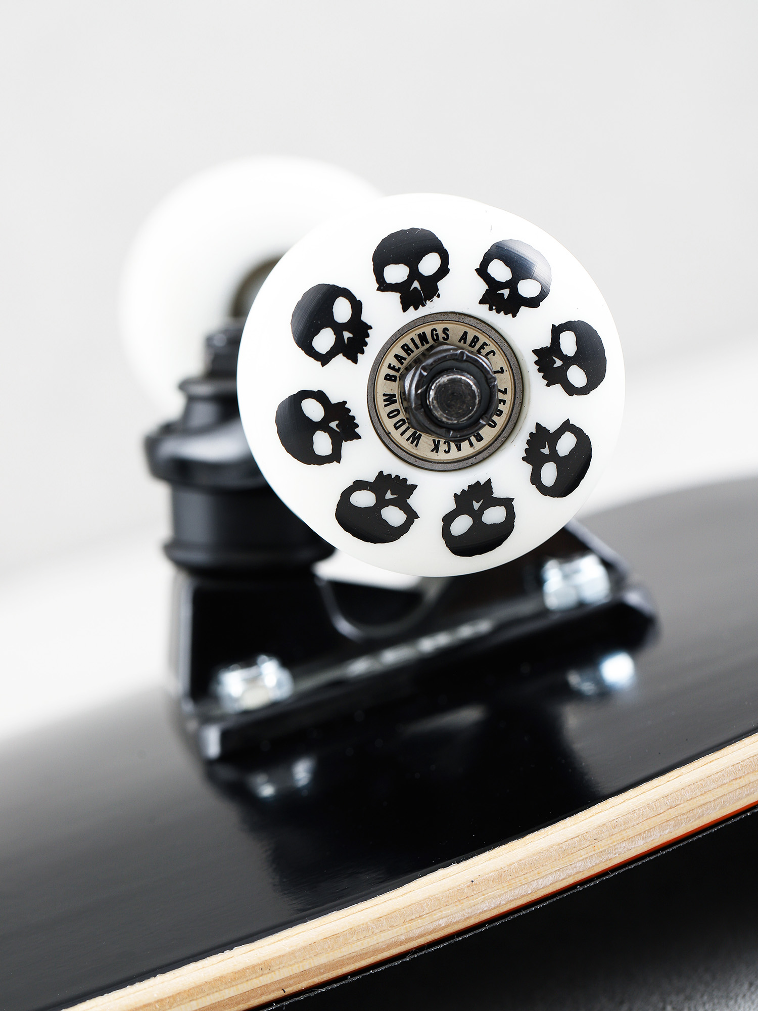 Zero Komplett gördeszka Single Skull Classic (black/white)